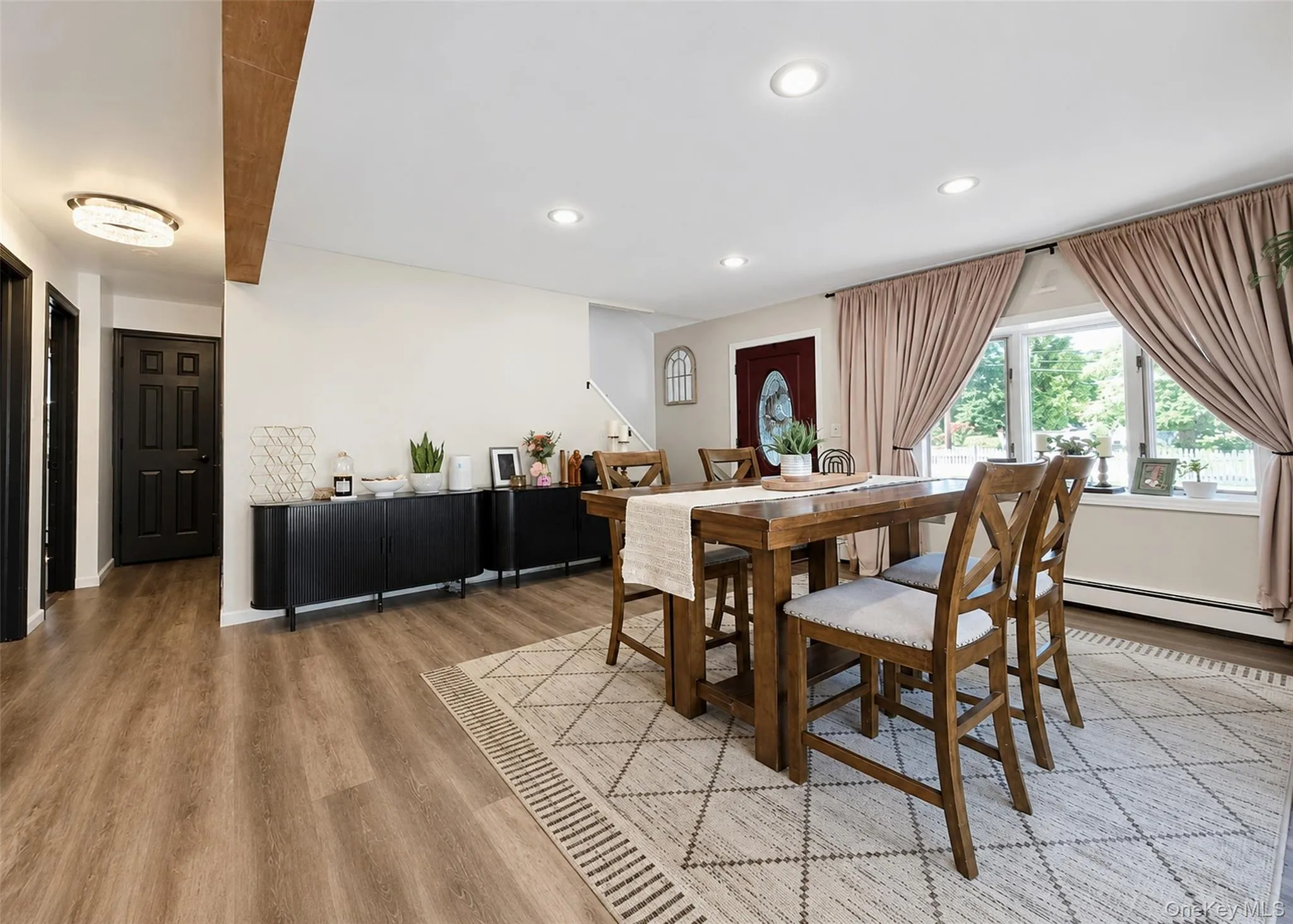 348 Furrows Road, Islip, NY, 3 Bedrooms Bedrooms, 8 Rooms Rooms,2 BathroomsBathrooms,Residential,For Rent,Furrows,0,1014622 348 Furrows Road, Islip, NY, 3 Bedrooms Bedrooms, 8 Rooms Rooms,2 BathroomsBathrooms,Residential,For Rent,Furrows,0,1014622
