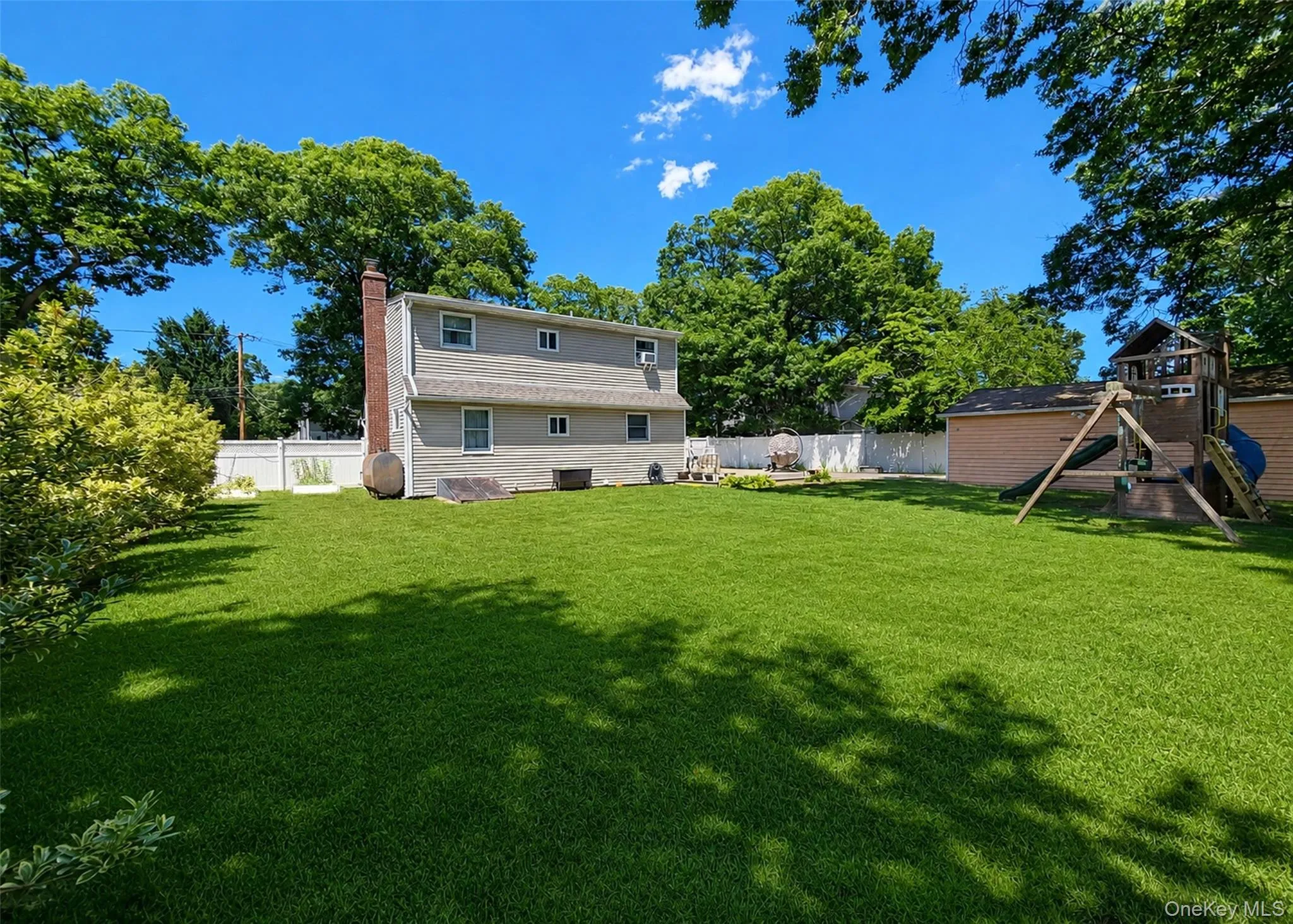 348 Furrows Road, Islip, NY, 3 Bedrooms Bedrooms, 8 Rooms Rooms,2 BathroomsBathrooms,Residential,For Rent,Furrows,0,1014622 348 Furrows Road, Islip, NY, 3 Bedrooms Bedrooms, 8 Rooms Rooms,2 BathroomsBathrooms,Residential,For Rent,Furrows,0,1014622
