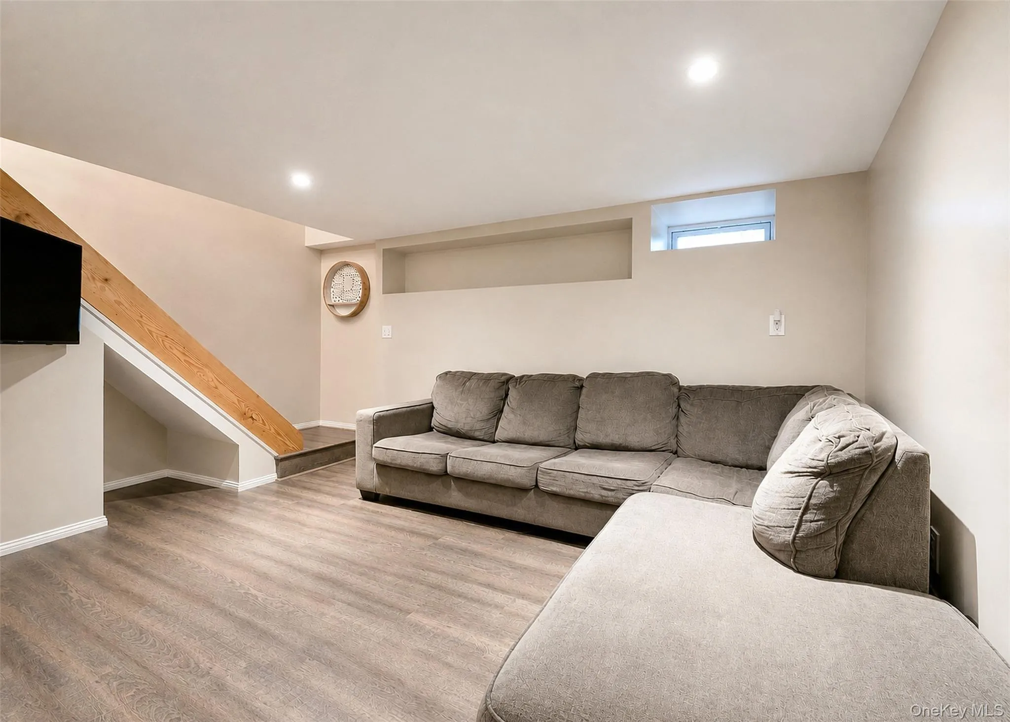 348 Furrows Road, Islip, NY, 3 Bedrooms Bedrooms, 8 Rooms Rooms,2 BathroomsBathrooms,Residential,For Rent,Furrows,0,1014622 348 Furrows Road, Islip, NY, 3 Bedrooms Bedrooms, 8 Rooms Rooms,2 BathroomsBathrooms,Residential,For Rent,Furrows,0,1014622