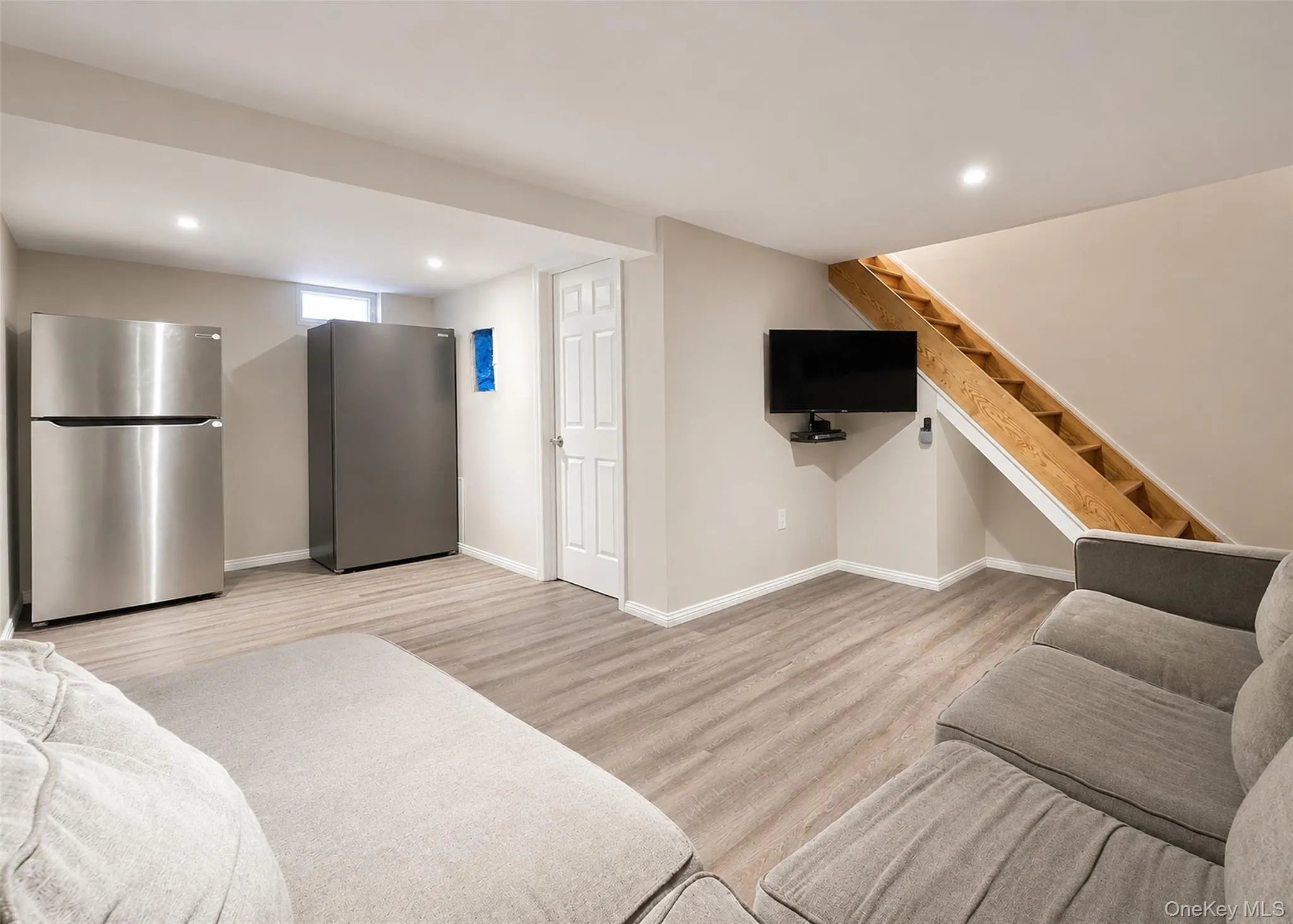 348 Furrows Road, Islip, NY, 3 Bedrooms Bedrooms, 8 Rooms Rooms,2 BathroomsBathrooms,Residential,For Rent,Furrows,0,1014622 348 Furrows Road, Islip, NY, 3 Bedrooms Bedrooms, 8 Rooms Rooms,2 BathroomsBathrooms,Residential,For Rent,Furrows,0,1014622
