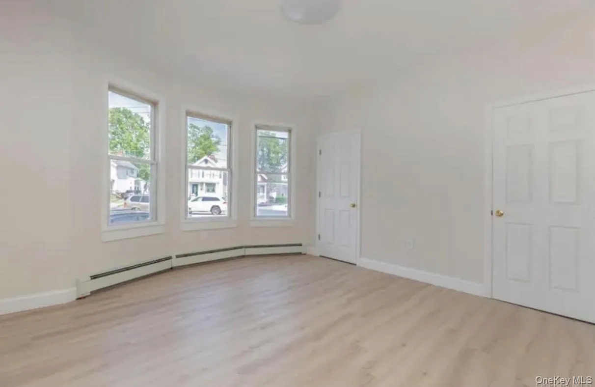 106 Winnikee Avenue, Poughkeepsie, NY, 3 Bedrooms Bedrooms, 6 Rooms Rooms,1 BathroomBathrooms,Residential Lease,For Rent,Winnikee,0,1014625 106 Winnikee Avenue, Poughkeepsie, NY, 3 Bedrooms Bedrooms, 6 Rooms Rooms,1 BathroomBathrooms,Residential Lease,For Rent,Winnikee,0,1014625