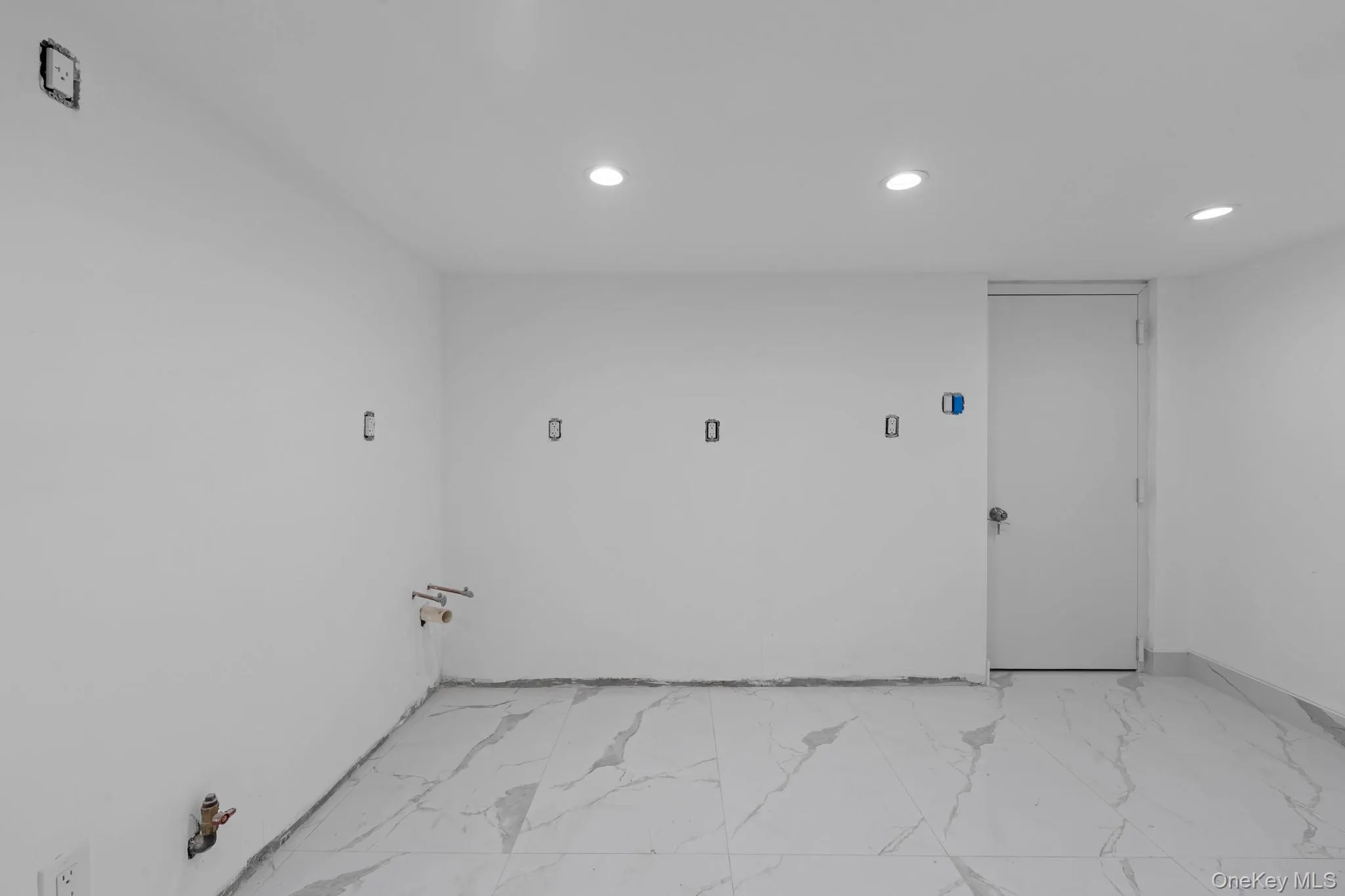 13764 Westgate Street, New York, NY, 3 Bedrooms Bedrooms, 8 Rooms Rooms,3 BathroomsBathrooms,Residential,For Rent,Westgate,0,1014629 13764 Westgate Street, New York, NY, 3 Bedrooms Bedrooms, 8 Rooms Rooms,3 BathroomsBathrooms,Residential,For Rent,Westgate,0,1014629