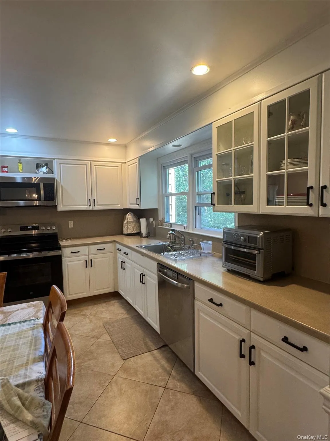 254 Park Avenue, Harrison, NY, 5 Bedrooms Bedrooms, 11 Rooms Rooms,4 BathroomsBathrooms,Residential,For Rent,Park,0,1014633 254 Park Avenue, Harrison, NY, 5 Bedrooms Bedrooms, 11 Rooms Rooms,4 BathroomsBathrooms,Residential,For Rent,Park,0,1014633