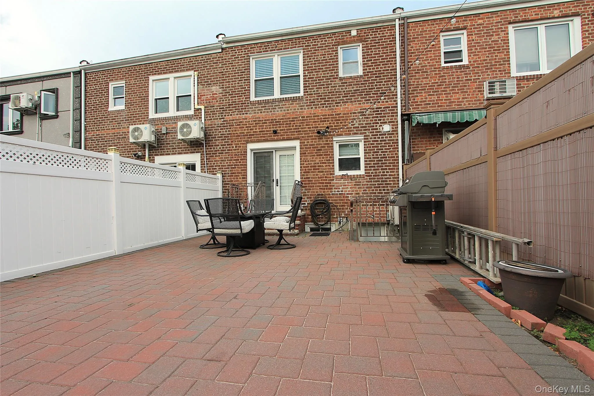 65-26 79th Street, New York, NY, 3 Bedrooms Bedrooms, 7 Rooms Rooms,2 BathroomsBathrooms,Residential,For Rent,79th,0,1014639 65-26 79th Street, New York, NY, 3 Bedrooms Bedrooms, 7 Rooms Rooms,2 BathroomsBathrooms,Residential,For Rent,79th,0,1014639