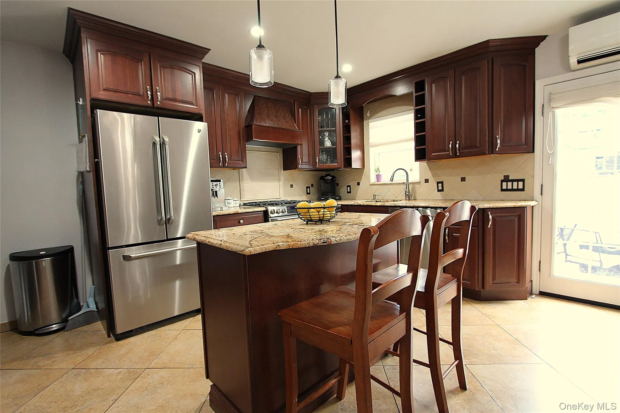 65-26 79th Street, New York, NY, 3 Bedrooms Bedrooms, 7 Rooms Rooms,2 BathroomsBathrooms,Residential,For Rent,79th,0,1014639 65-26 79th Street, New York, NY, 3 Bedrooms Bedrooms, 7 Rooms Rooms,2 BathroomsBathrooms,Residential,For Rent,79th,0,1014639