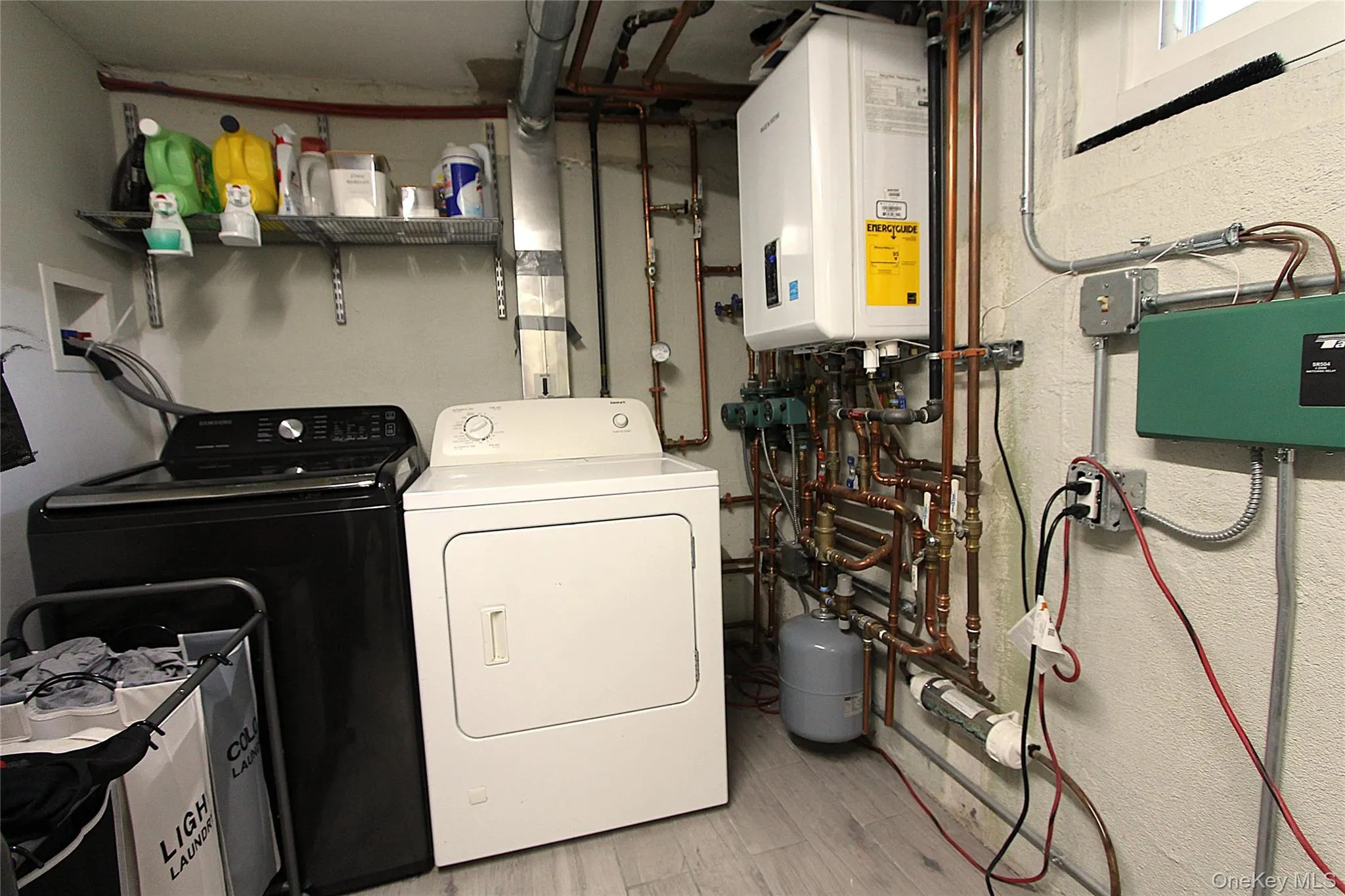65-26 79th Street, New York, NY, 3 Bedrooms Bedrooms, 7 Rooms Rooms,2 BathroomsBathrooms,Residential,For Rent,79th,0,1014639 65-26 79th Street, New York, NY, 3 Bedrooms Bedrooms, 7 Rooms Rooms,2 BathroomsBathrooms,Residential,For Rent,79th,0,1014639