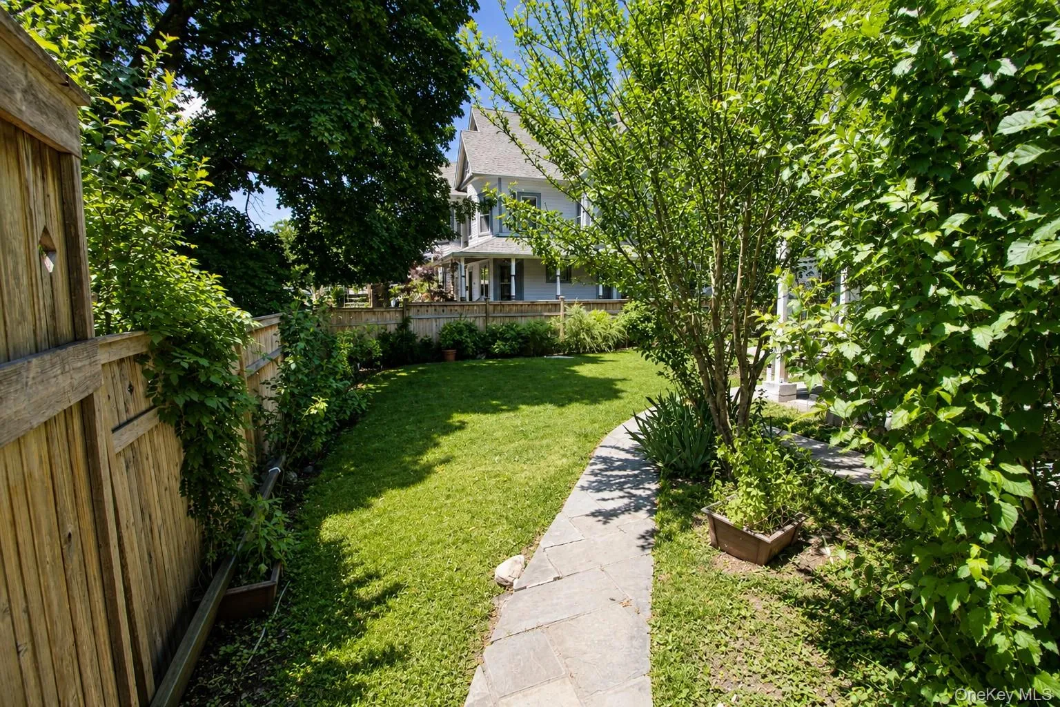 200 Nelson Avenue, Peekskill, NY, 5 Bedrooms Bedrooms, 10 Rooms Rooms,2 BathroomsBathrooms,Residential,For Rent,Nelson,0,1014641 200 Nelson Avenue, Peekskill, NY, 5 Bedrooms Bedrooms, 10 Rooms Rooms,2 BathroomsBathrooms,Residential,For Rent,Nelson,0,1014641