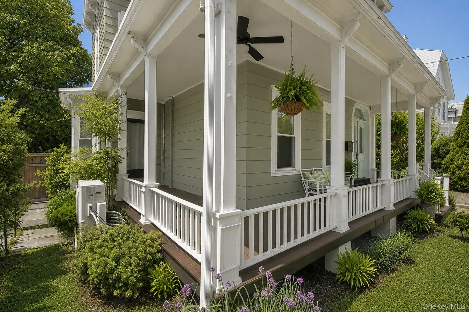 Wrap around porch Wrap around porch