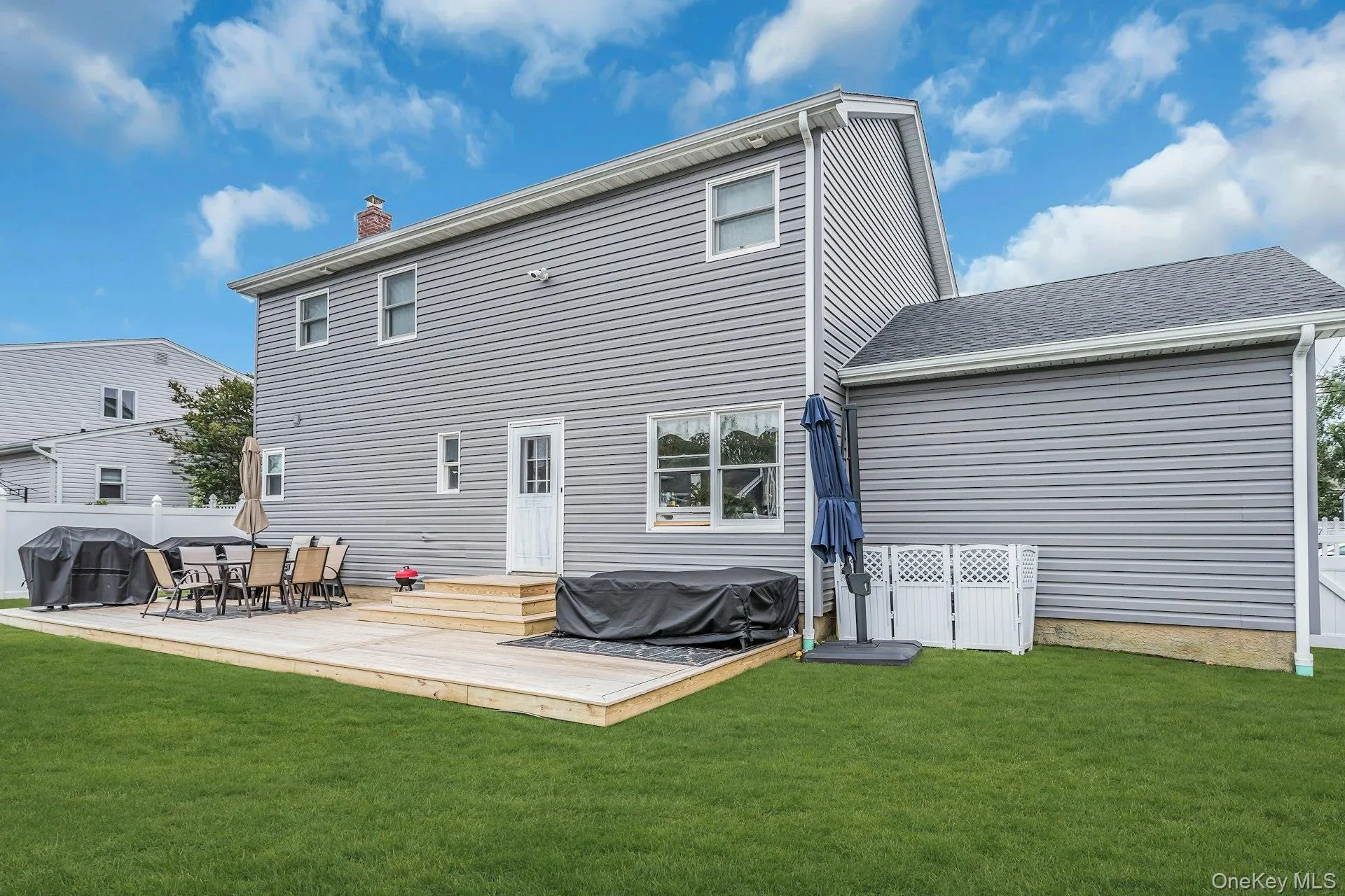 9 Pompano Lane, Oyster Bay, NY, 3 Bedrooms Bedrooms, 6 Rooms Rooms,3 BathroomsBathrooms,Residential,For Rent,Pompano,0,1014646 9 Pompano Lane, Oyster Bay, NY, 3 Bedrooms Bedrooms, 6 Rooms Rooms,3 BathroomsBathrooms,Residential,For Rent,Pompano,0,1014646