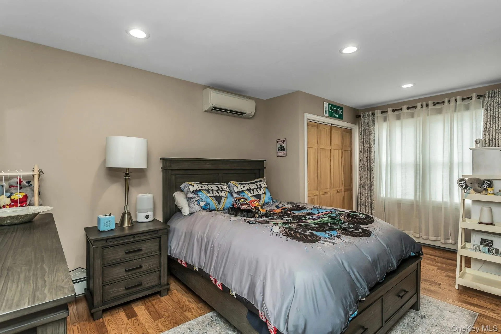 9 Pompano Lane, Oyster Bay, NY, 3 Bedrooms Bedrooms, 6 Rooms Rooms,3 BathroomsBathrooms,Residential,For Rent,Pompano,0,1014646 9 Pompano Lane, Oyster Bay, NY, 3 Bedrooms Bedrooms, 6 Rooms Rooms,3 BathroomsBathrooms,Residential,For Rent,Pompano,0,1014646