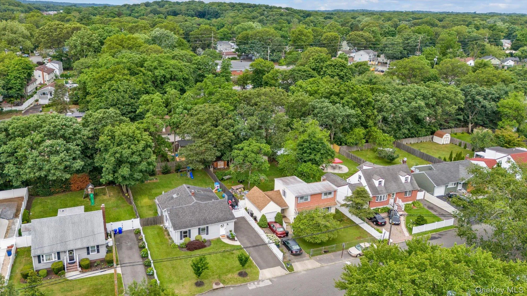 47 Lebkamp Avenue, Huntington, NY, 2 Bedrooms Bedrooms, 5 Rooms Rooms,1 BathroomBathrooms,Residential,For Rent,Lebkamp,0,1014647 47 Lebkamp Avenue, Huntington, NY, 2 Bedrooms Bedrooms, 5 Rooms Rooms,1 BathroomBathrooms,Residential,For Rent,Lebkamp,0,1014647