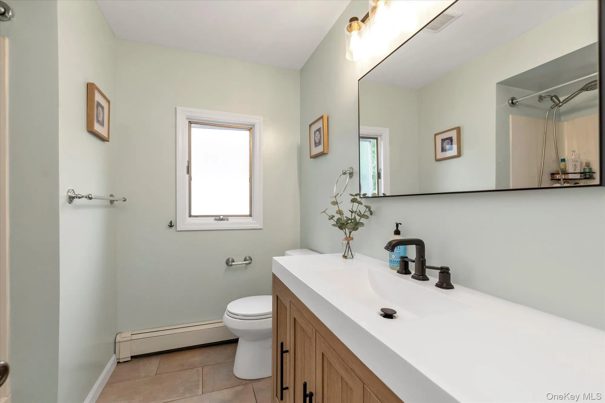 47 Lebkamp Avenue, Huntington, NY, 2 Bedrooms Bedrooms, 5 Rooms Rooms,1 BathroomBathrooms,Residential,For Rent,Lebkamp,0,1014647 47 Lebkamp Avenue, Huntington, NY, 2 Bedrooms Bedrooms, 5 Rooms Rooms,1 BathroomBathrooms,Residential,For Rent,Lebkamp,0,1014647