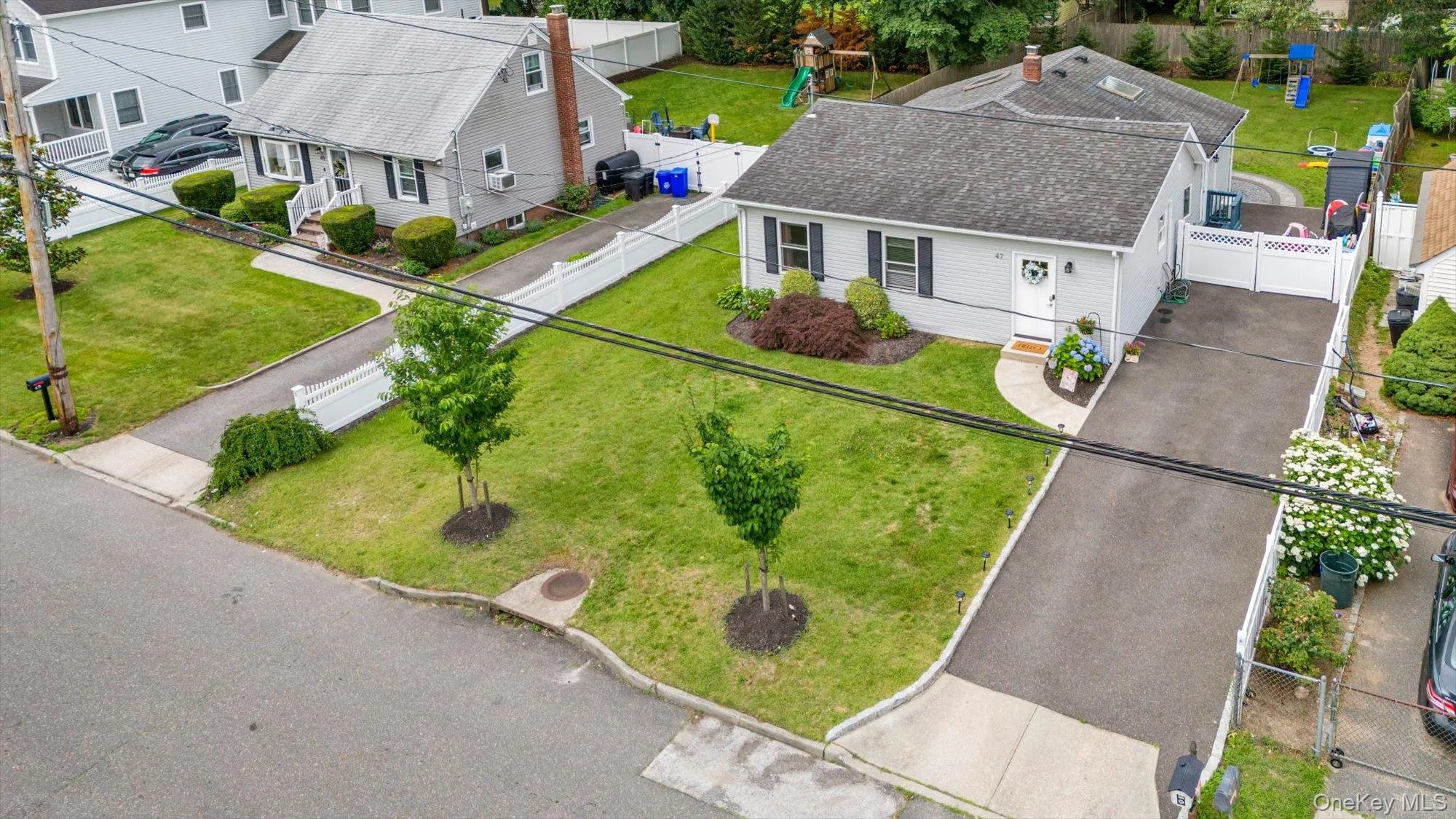 47 Lebkamp Avenue, Huntington, NY, 2 Bedrooms Bedrooms, 5 Rooms Rooms,1 BathroomBathrooms,Residential,For Rent,Lebkamp,0,1014647 47 Lebkamp Avenue, Huntington, NY, 2 Bedrooms Bedrooms, 5 Rooms Rooms,1 BathroomBathrooms,Residential,For Rent,Lebkamp,0,1014647