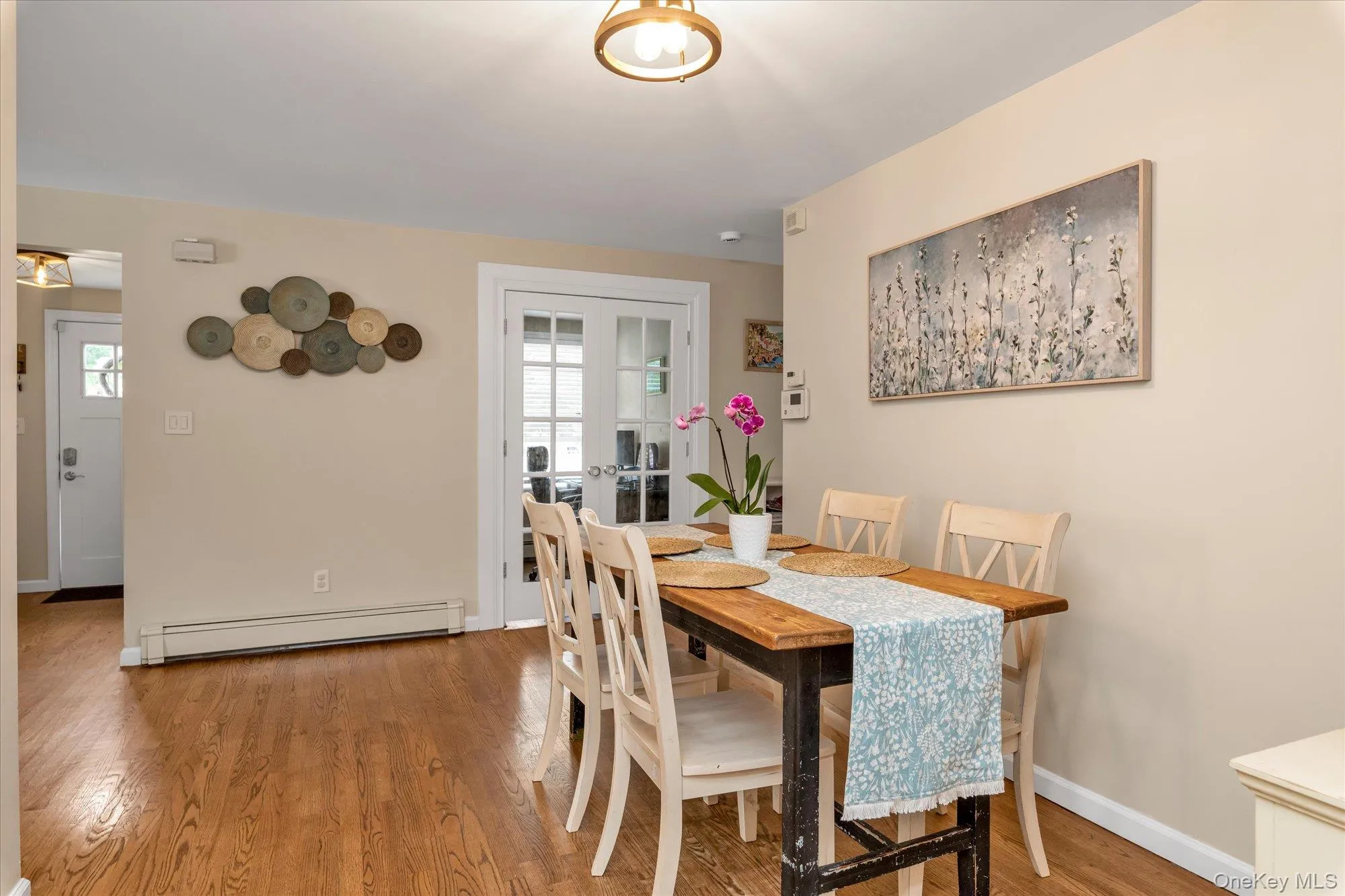 47 Lebkamp Avenue, Huntington, NY, 2 Bedrooms Bedrooms, 5 Rooms Rooms,1 BathroomBathrooms,Residential,For Rent,Lebkamp,0,1014647 47 Lebkamp Avenue, Huntington, NY, 2 Bedrooms Bedrooms, 5 Rooms Rooms,1 BathroomBathrooms,Residential,For Rent,Lebkamp,0,1014647