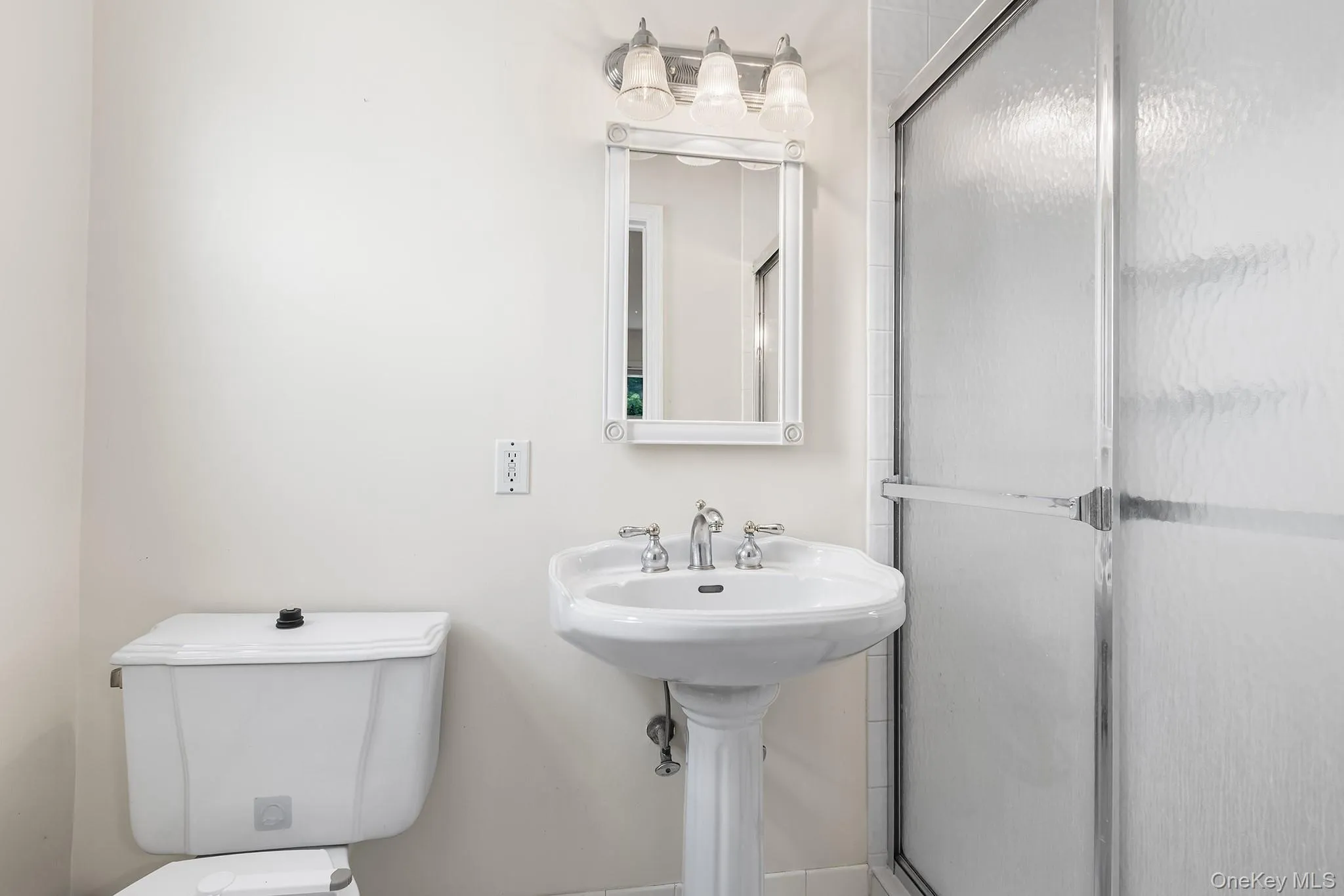 89 Frances Avenue, Harrison, NY, 3 Bedrooms Bedrooms, 7 Rooms Rooms,2 BathroomsBathrooms,Residential Lease,For Rent,Frances,0,1014652 89 Frances Avenue, Harrison, NY, 3 Bedrooms Bedrooms, 7 Rooms Rooms,2 BathroomsBathrooms,Residential Lease,For Rent,Frances,0,1014652