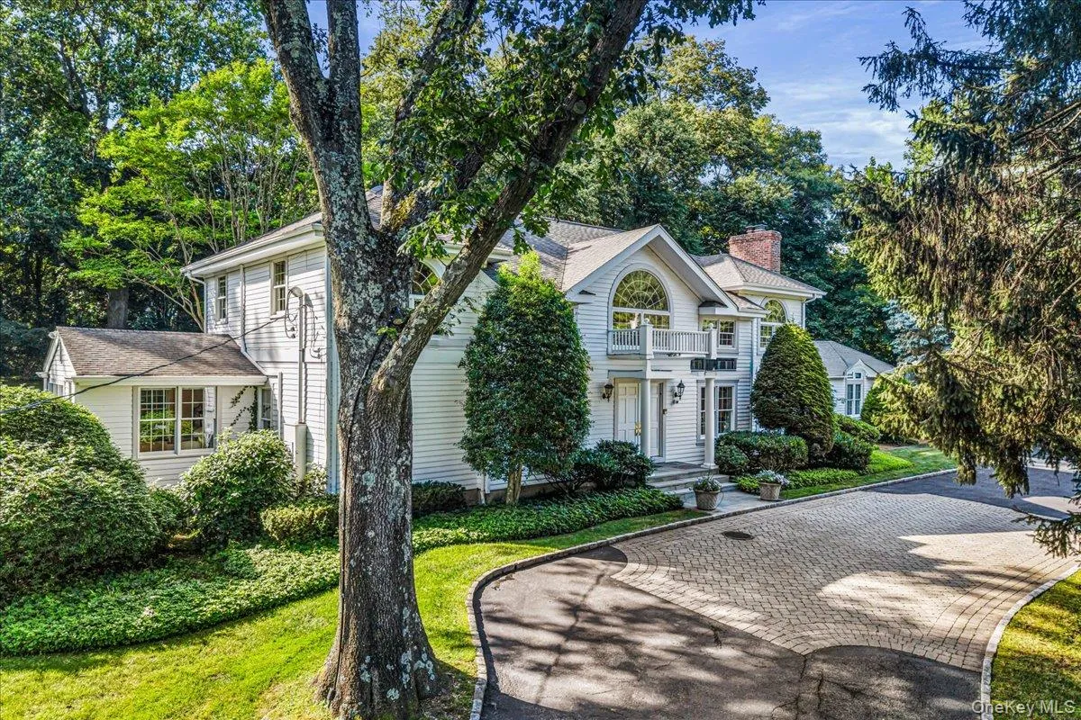 11 Wenwood Drive, Oyster Bay, NY, 5 Bedrooms Bedrooms, 10 Rooms Rooms,4 BathroomsBathrooms,Residential,For Rent,Wenwood,0,1014653 11 Wenwood Drive, Oyster Bay, NY, 5 Bedrooms Bedrooms, 10 Rooms Rooms,4 BathroomsBathrooms,Residential,For Rent,Wenwood,0,1014653