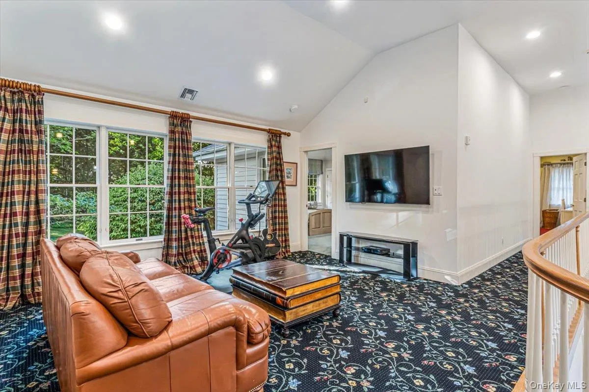 11 Wenwood Drive, Oyster Bay, NY, 5 Bedrooms Bedrooms, 10 Rooms Rooms,4 BathroomsBathrooms,Residential,For Rent,Wenwood,0,1014653 11 Wenwood Drive, Oyster Bay, NY, 5 Bedrooms Bedrooms, 10 Rooms Rooms,4 BathroomsBathrooms,Residential,For Rent,Wenwood,0,1014653