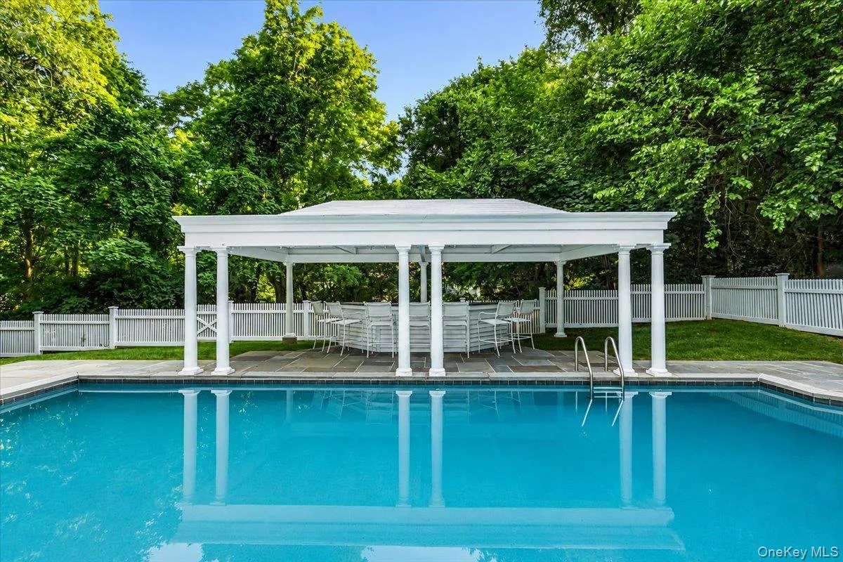 11 Wenwood Drive, Oyster Bay, NY, 5 Bedrooms Bedrooms, 10 Rooms Rooms,4 BathroomsBathrooms,Residential,For Rent,Wenwood,0,1014653 11 Wenwood Drive, Oyster Bay, NY, 5 Bedrooms Bedrooms, 10 Rooms Rooms,4 BathroomsBathrooms,Residential,For Rent,Wenwood,0,1014653
