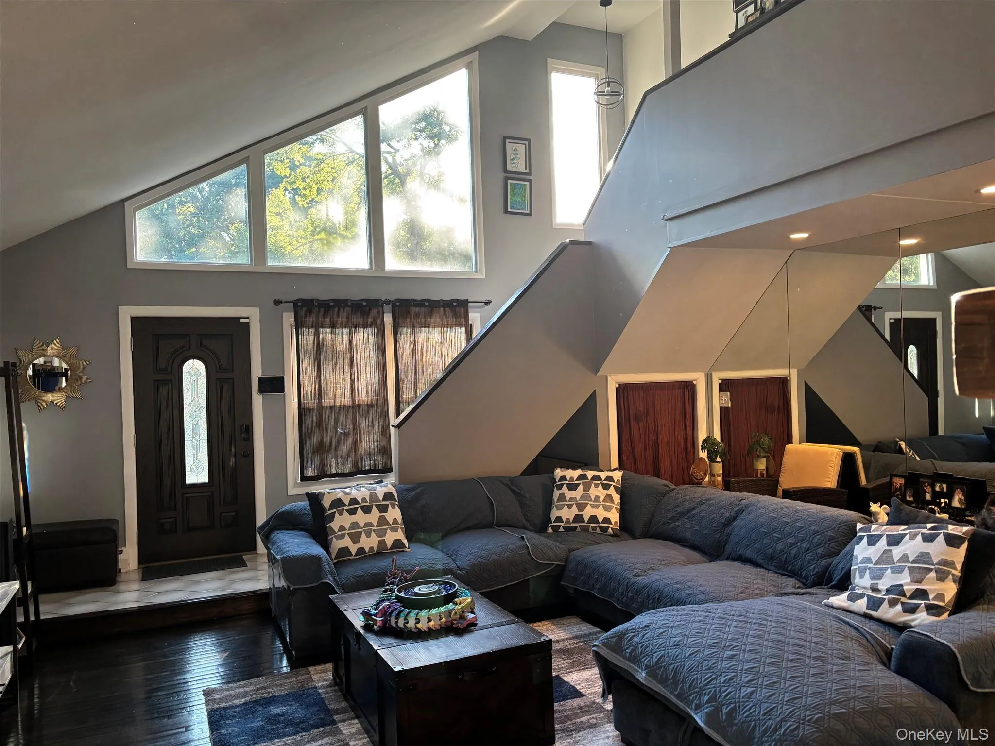 42 Bennett Avenue, Huntington, NY, 3 Bedrooms Bedrooms, 7 Rooms Rooms,2 BathroomsBathrooms,Residential,For Rent,Bennett,0,KEY1014657 42 Bennett Avenue, Huntington, NY, 3 Bedrooms Bedrooms, 7 Rooms Rooms,2 BathroomsBathrooms,Residential,For Rent,Bennett,0,KEY1014657