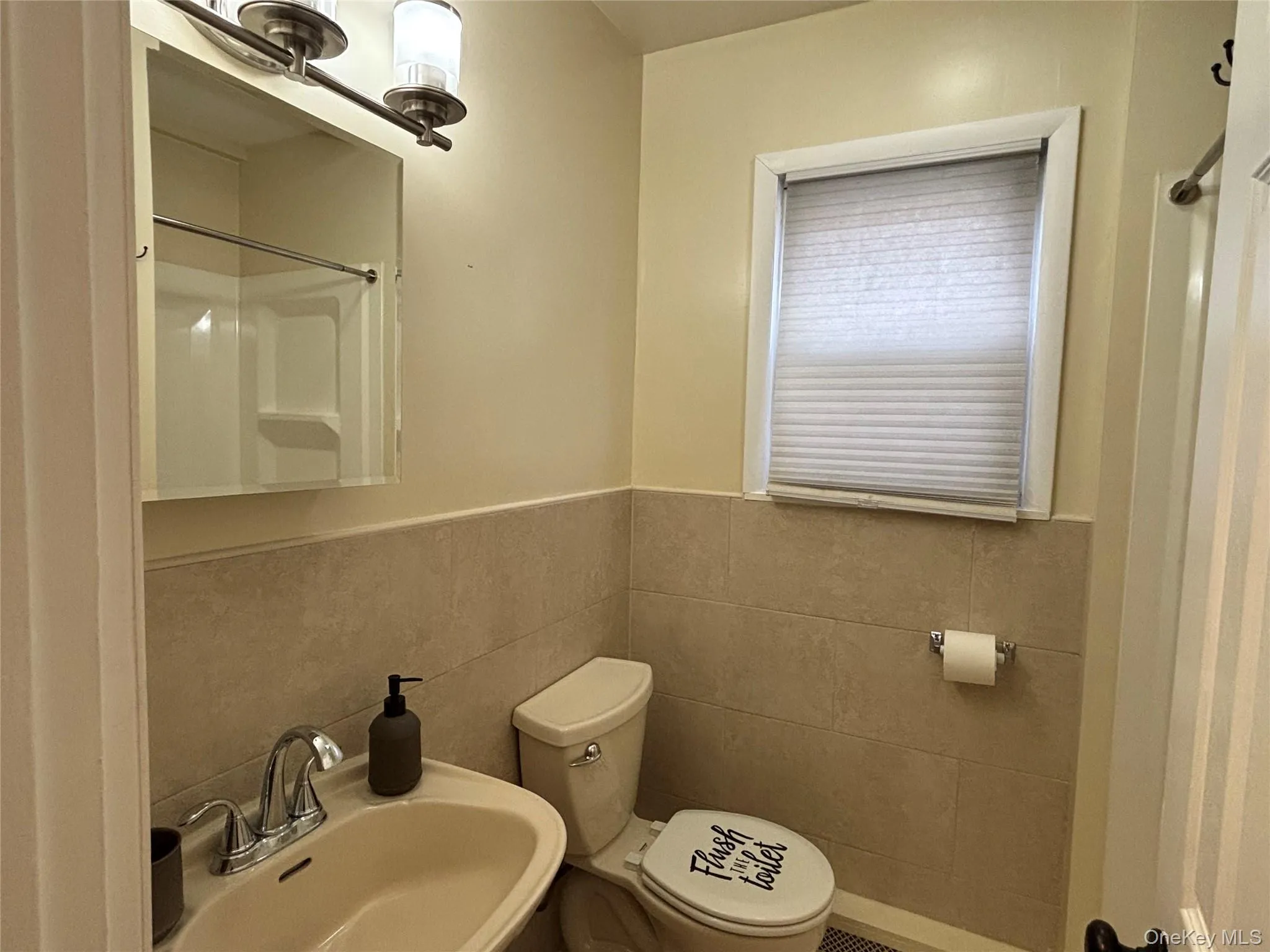 42 Bennett Avenue, Huntington, NY, 3 Bedrooms Bedrooms, 7 Rooms Rooms,2 BathroomsBathrooms,Residential,For Rent,Bennett,0,1014657 42 Bennett Avenue, Huntington, NY, 3 Bedrooms Bedrooms, 7 Rooms Rooms,2 BathroomsBathrooms,Residential,For Rent,Bennett,0,1014657