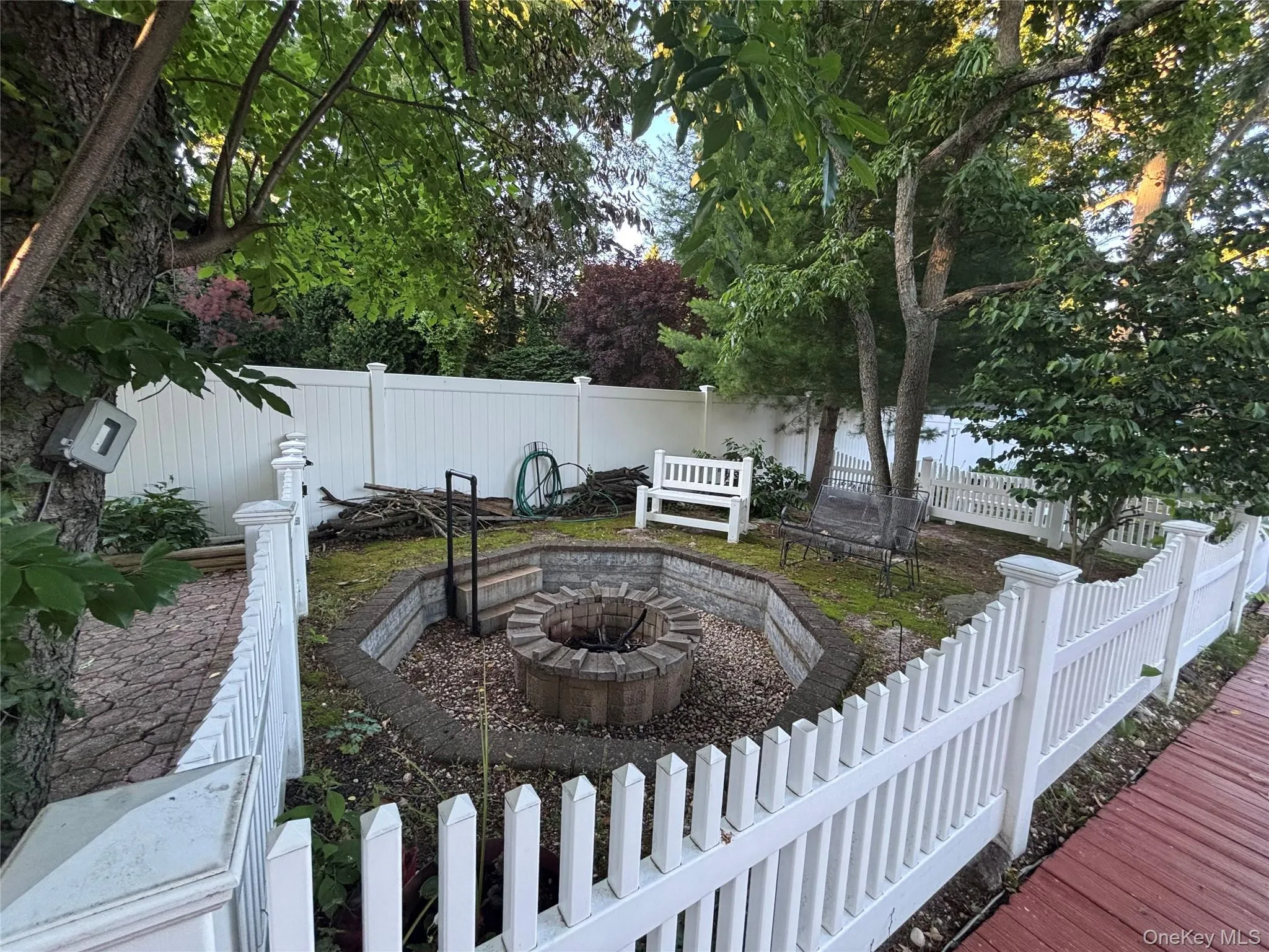 42 Bennett Avenue, Huntington, NY, 3 Bedrooms Bedrooms, 7 Rooms Rooms,2 BathroomsBathrooms,Residential,For Rent,Bennett,0,KEY1014657 42 Bennett Avenue, Huntington, NY, 3 Bedrooms Bedrooms, 7 Rooms Rooms,2 BathroomsBathrooms,Residential,For Rent,Bennett,0,KEY1014657