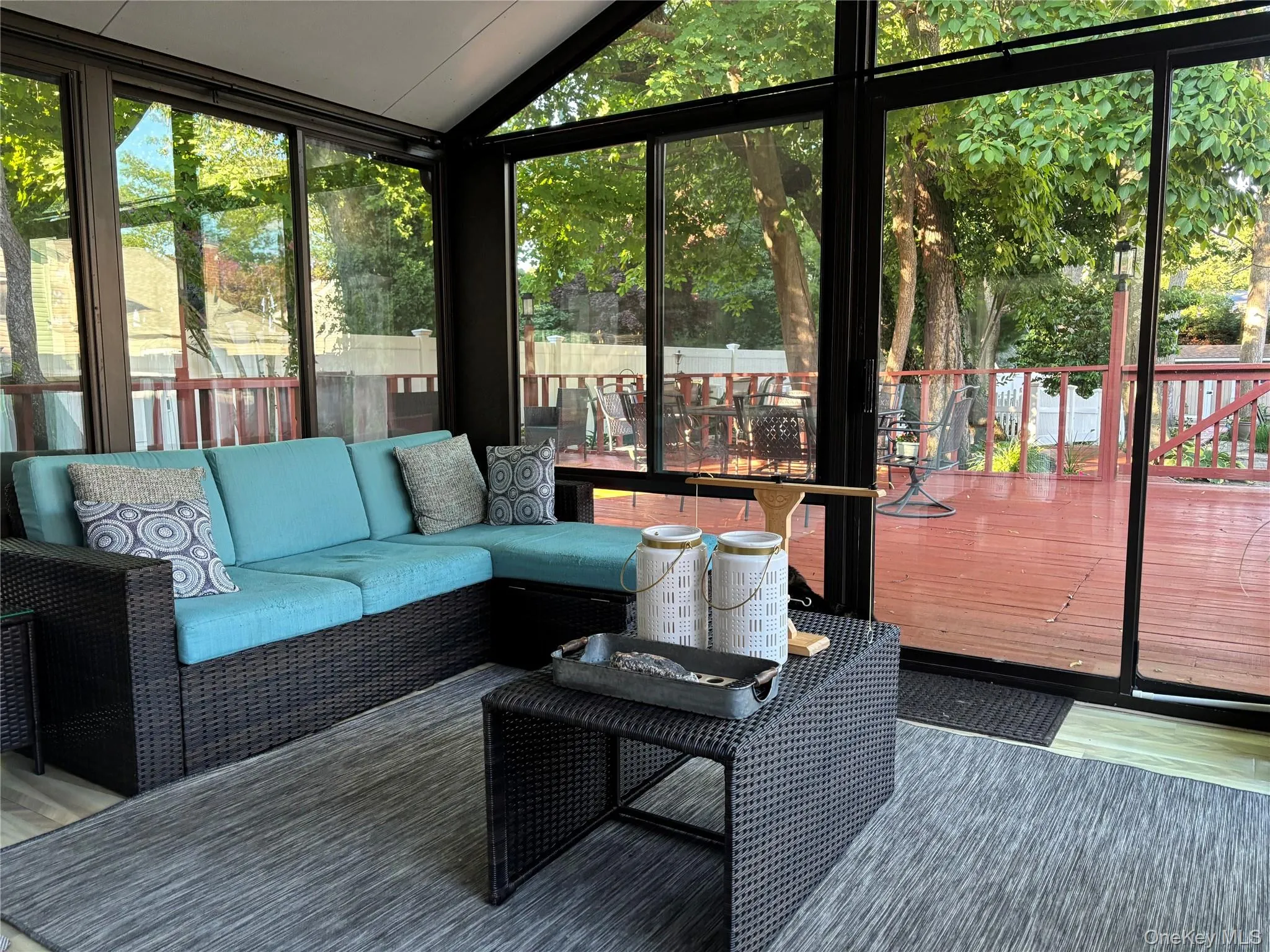 42 Bennett Avenue, Huntington, NY, 3 Bedrooms Bedrooms, 7 Rooms Rooms,2 BathroomsBathrooms,Residential,For Rent,Bennett,0,KEY1014657 42 Bennett Avenue, Huntington, NY, 3 Bedrooms Bedrooms, 7 Rooms Rooms,2 BathroomsBathrooms,Residential,For Rent,Bennett,0,KEY1014657
