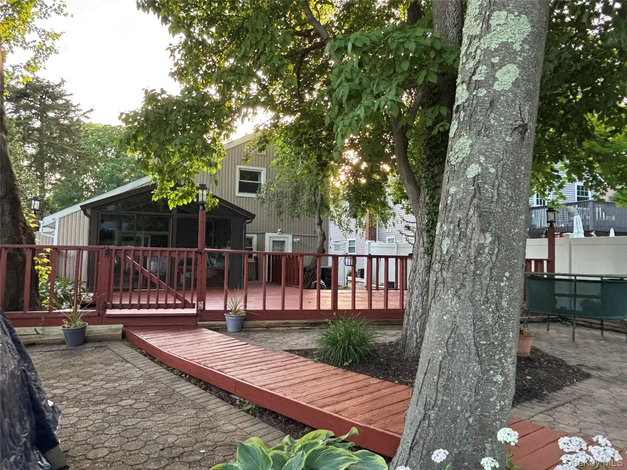 42 Bennett Avenue, Huntington, NY, 3 Bedrooms Bedrooms, 7 Rooms Rooms,2 BathroomsBathrooms,Residential,For Rent,Bennett,0,KEY1014657 42 Bennett Avenue, Huntington, NY, 3 Bedrooms Bedrooms, 7 Rooms Rooms,2 BathroomsBathrooms,Residential,For Rent,Bennett,0,KEY1014657
