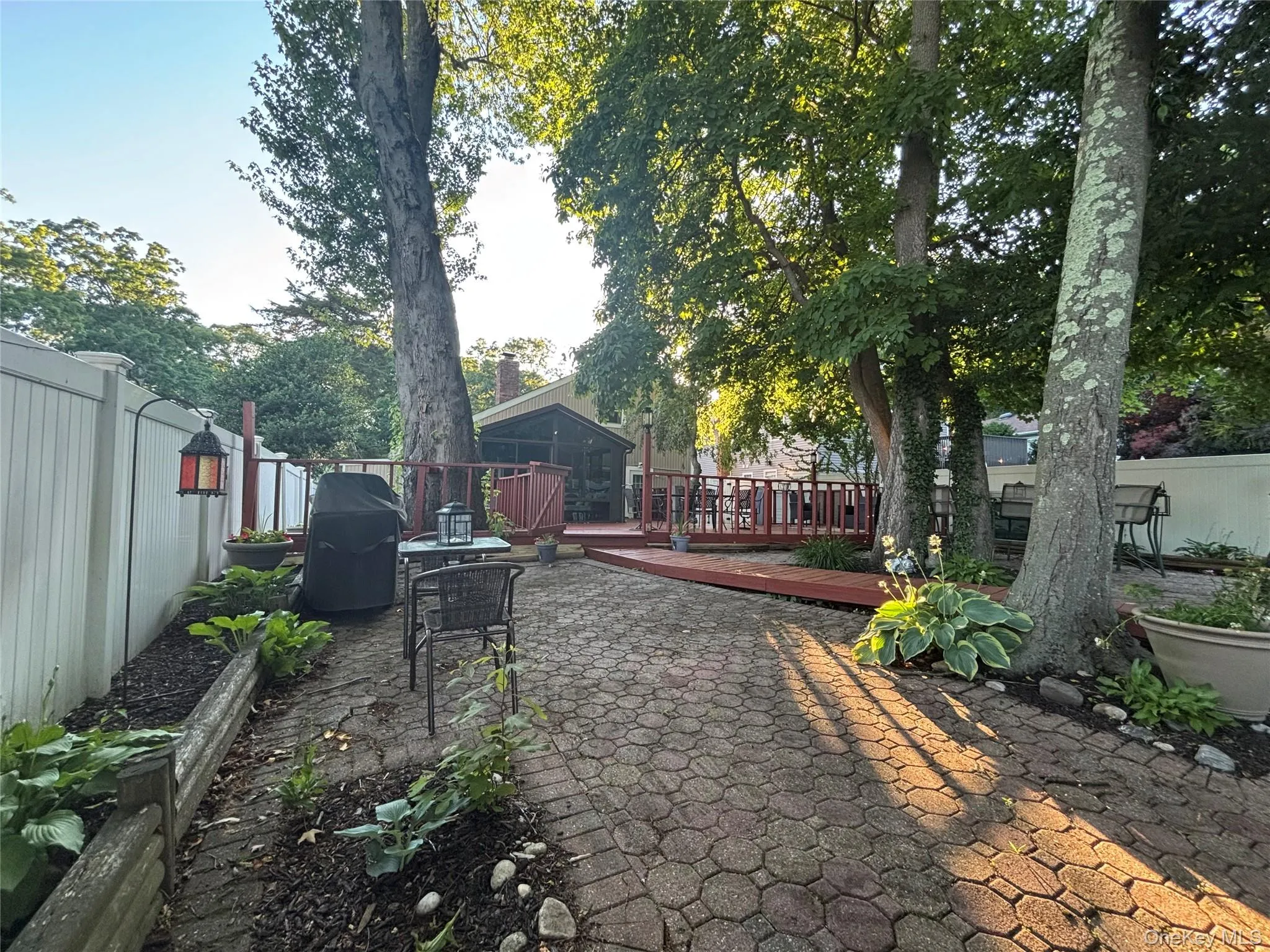 42 Bennett Avenue, Huntington, NY, 3 Bedrooms Bedrooms, 7 Rooms Rooms,2 BathroomsBathrooms,Residential,For Rent,Bennett,0,KEY1014657 42 Bennett Avenue, Huntington, NY, 3 Bedrooms Bedrooms, 7 Rooms Rooms,2 BathroomsBathrooms,Residential,For Rent,Bennett,0,KEY1014657