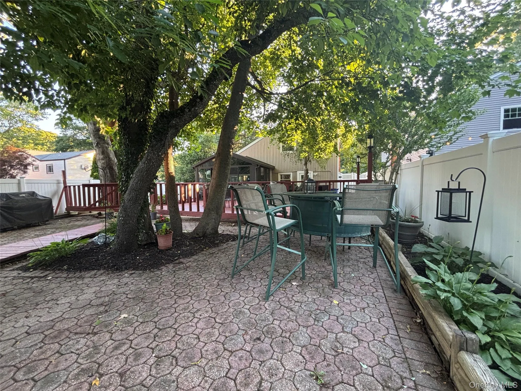 42 Bennett Avenue, Huntington, NY, 3 Bedrooms Bedrooms, 7 Rooms Rooms,2 BathroomsBathrooms,Residential,For Rent,Bennett,0,KEY1014657 42 Bennett Avenue, Huntington, NY, 3 Bedrooms Bedrooms, 7 Rooms Rooms,2 BathroomsBathrooms,Residential,For Rent,Bennett,0,KEY1014657