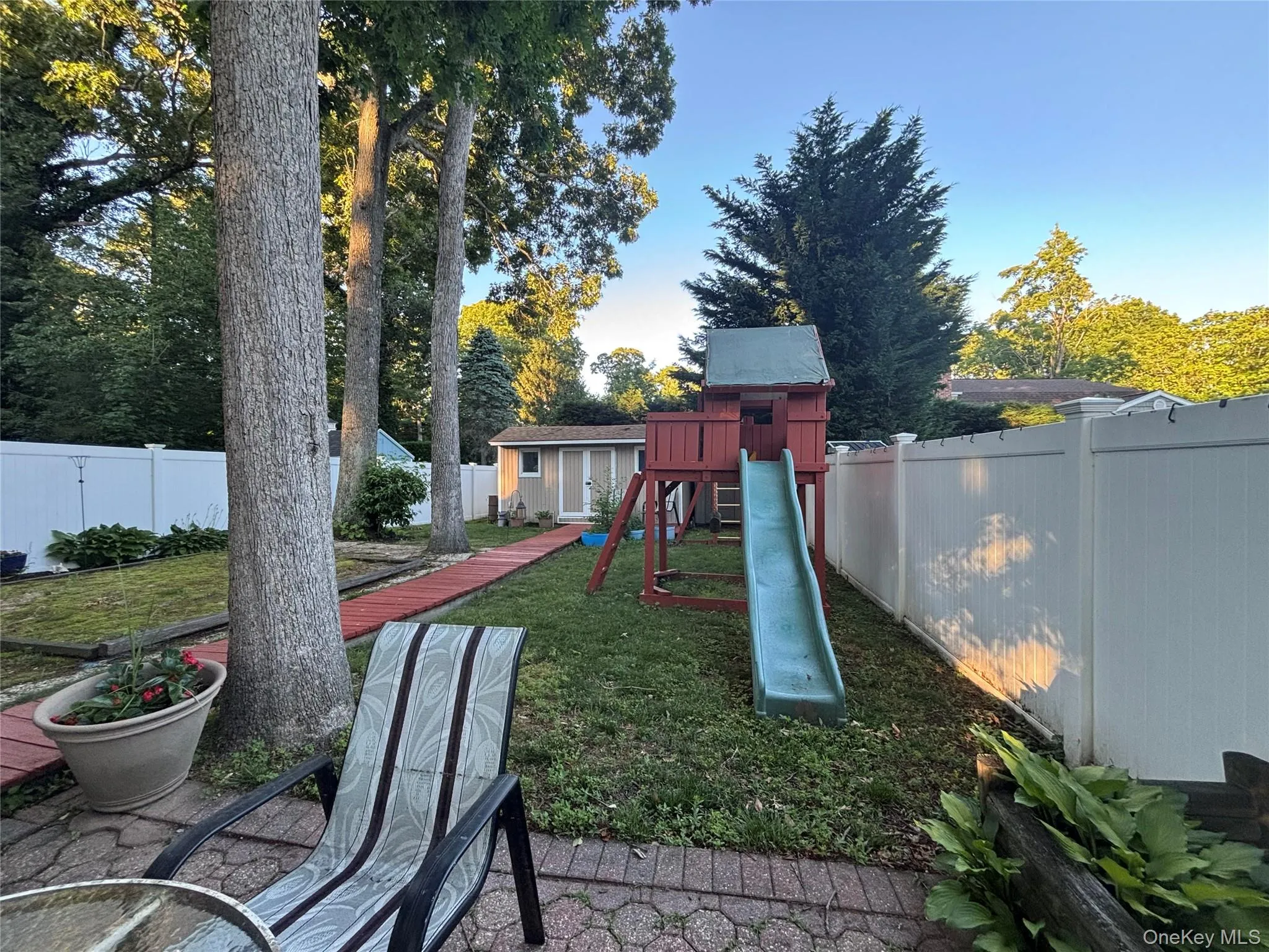 42 Bennett Avenue, Huntington, NY, 3 Bedrooms Bedrooms, 7 Rooms Rooms,2 BathroomsBathrooms,Residential,For Rent,Bennett,0,KEY1014657 42 Bennett Avenue, Huntington, NY, 3 Bedrooms Bedrooms, 7 Rooms Rooms,2 BathroomsBathrooms,Residential,For Rent,Bennett,0,KEY1014657