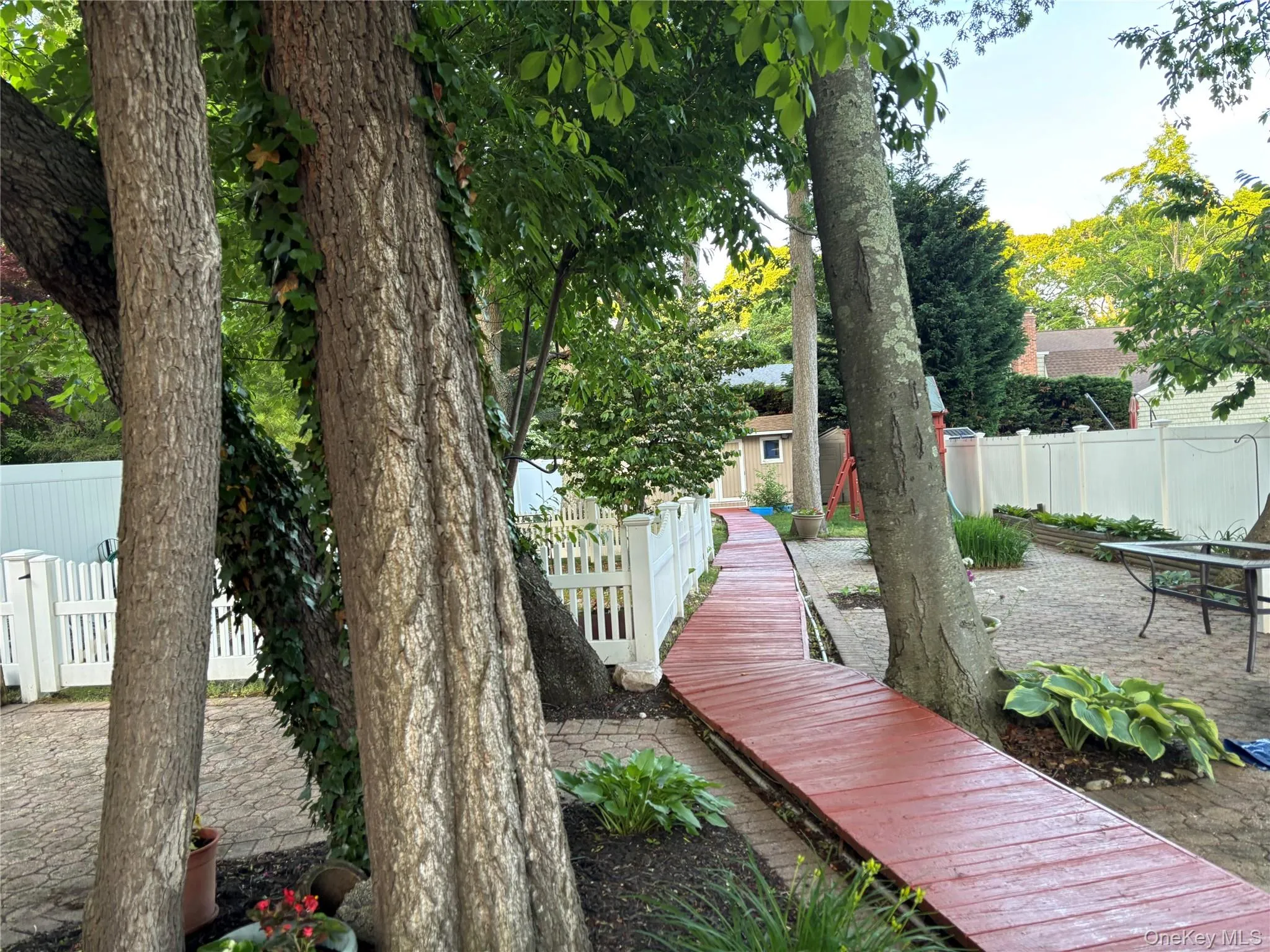 42 Bennett Avenue, Huntington, NY, 3 Bedrooms Bedrooms, 7 Rooms Rooms,2 BathroomsBathrooms,Residential,For Rent,Bennett,0,1014657 42 Bennett Avenue, Huntington, NY, 3 Bedrooms Bedrooms, 7 Rooms Rooms,2 BathroomsBathrooms,Residential,For Rent,Bennett,0,1014657