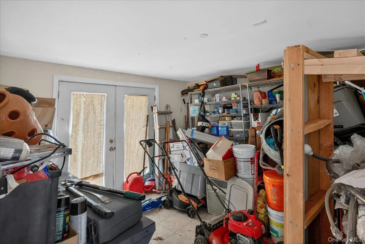 52 Victory Avenue, Brookhaven, NY, 8 Bedrooms Bedrooms, 18 Rooms Rooms,5 BathroomsBathrooms,Residential,For Rent,Victory,0,1014660 52 Victory Avenue, Brookhaven, NY, 8 Bedrooms Bedrooms, 18 Rooms Rooms,5 BathroomsBathrooms,Residential,For Rent,Victory,0,1014660