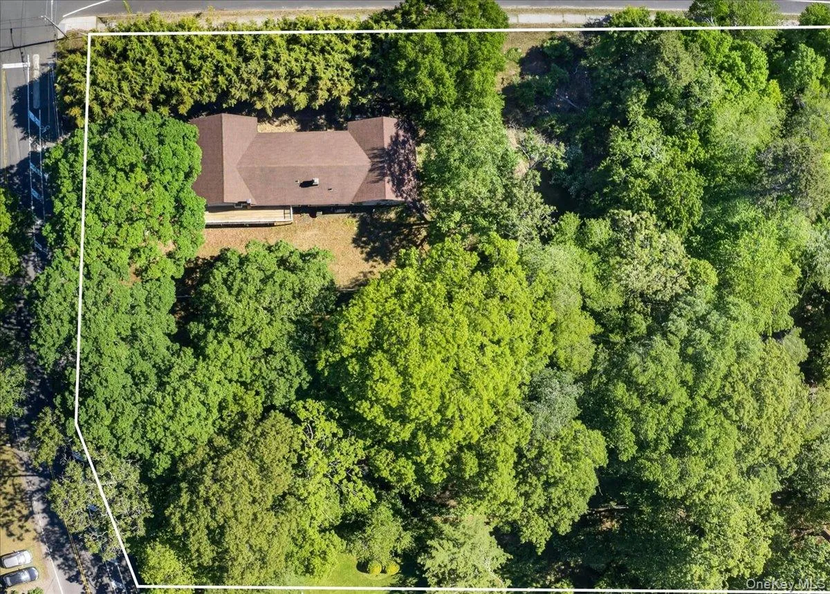 52 Victory Avenue, Brookhaven, NY, 8 Bedrooms Bedrooms, 18 Rooms Rooms,5 BathroomsBathrooms,Residential,For Rent,Victory,0,1014660 52 Victory Avenue, Brookhaven, NY, 8 Bedrooms Bedrooms, 18 Rooms Rooms,5 BathroomsBathrooms,Residential,For Rent,Victory,0,1014660