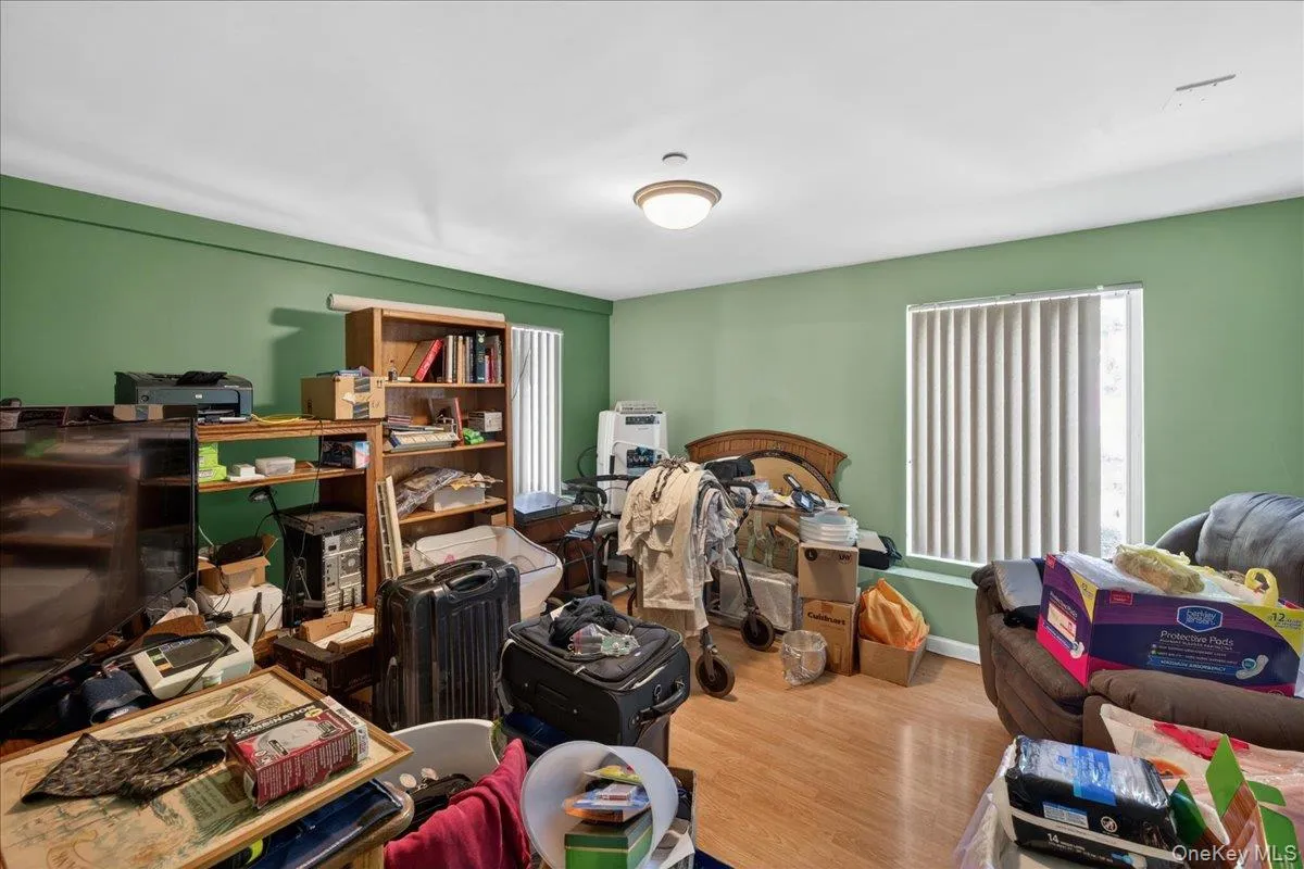 52 Victory Avenue, Brookhaven, NY, 8 Bedrooms Bedrooms, 18 Rooms Rooms,5 BathroomsBathrooms,Residential,For Rent,Victory,0,1014660 52 Victory Avenue, Brookhaven, NY, 8 Bedrooms Bedrooms, 18 Rooms Rooms,5 BathroomsBathrooms,Residential,For Rent,Victory,0,1014660