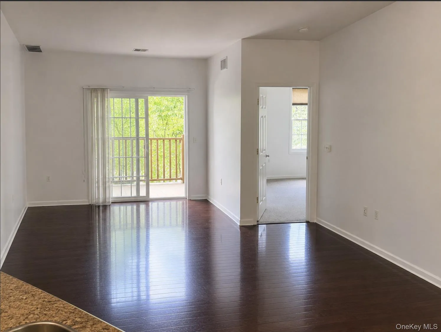 935 Tower Ridge Circle, Middletown, NY, 1 Bedroom Bedrooms, 4 Rooms Rooms,1 BathroomBathrooms,Residential Lease,For Rent,Tower Ridge,0,1014662 935 Tower Ridge Circle, Middletown, NY, 1 Bedroom Bedrooms, 4 Rooms Rooms,1 BathroomBathrooms,Residential Lease,For Rent,Tower Ridge,0,1014662