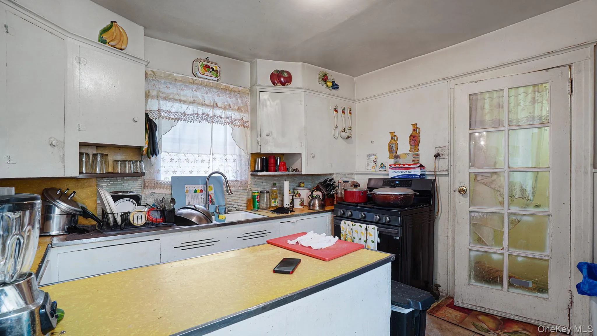 11736 196th Street, New York, NY, 3 Bedrooms Bedrooms, 3 Rooms Rooms,2 BathroomsBathrooms,Residential,For Rent,196th,0,1014663 11736 196th Street, New York, NY, 3 Bedrooms Bedrooms, 3 Rooms Rooms,2 BathroomsBathrooms,Residential,For Rent,196th,0,1014663