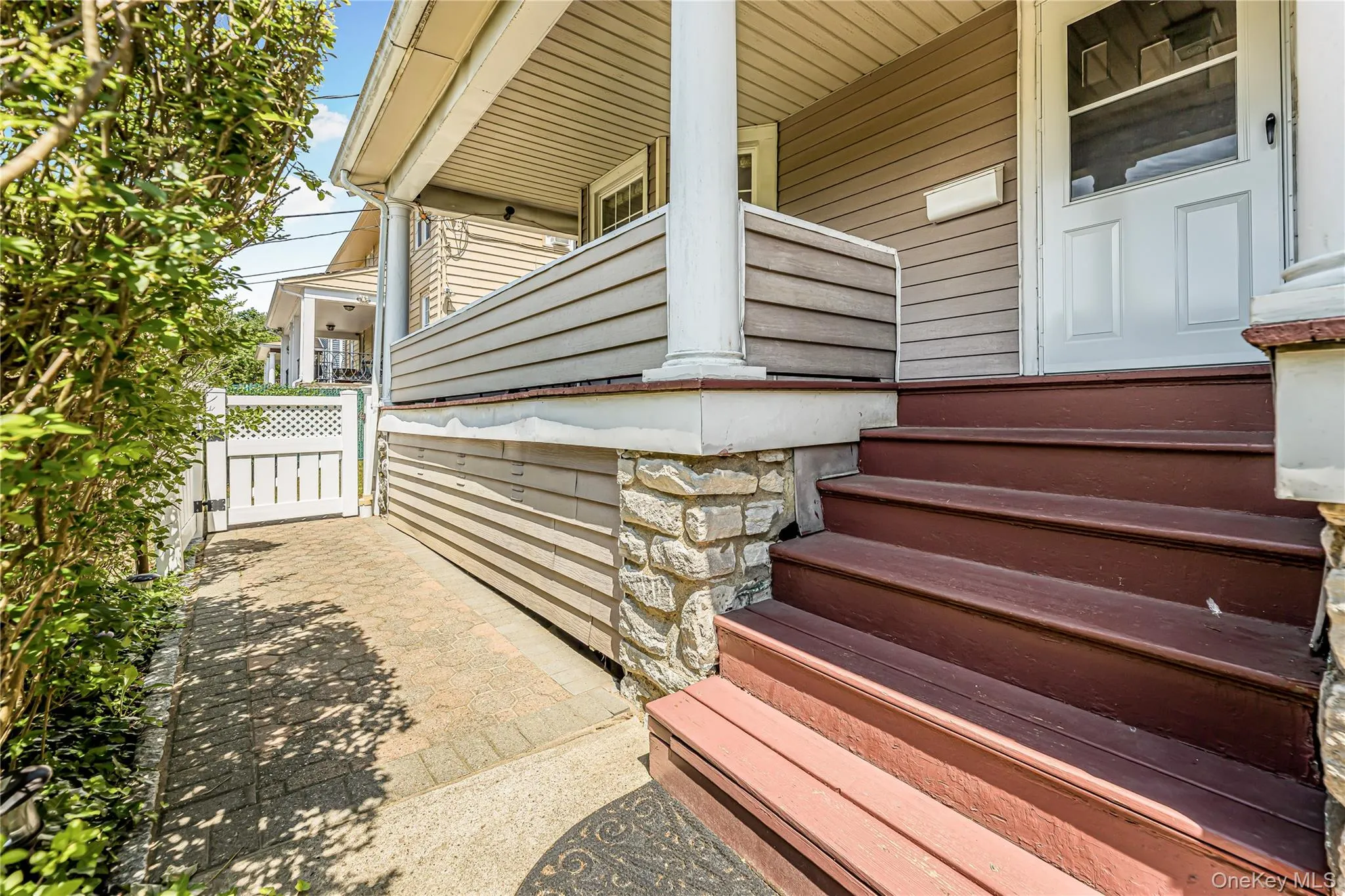 206 Midland Avenue, Eastchester, NY, 3 Bedrooms Bedrooms, 8 Rooms Rooms,1 BathroomBathrooms,Residential,For Rent,Midland,0,1014666 206 Midland Avenue, Eastchester, NY, 3 Bedrooms Bedrooms, 8 Rooms Rooms,1 BathroomBathrooms,Residential,For Rent,Midland,0,1014666