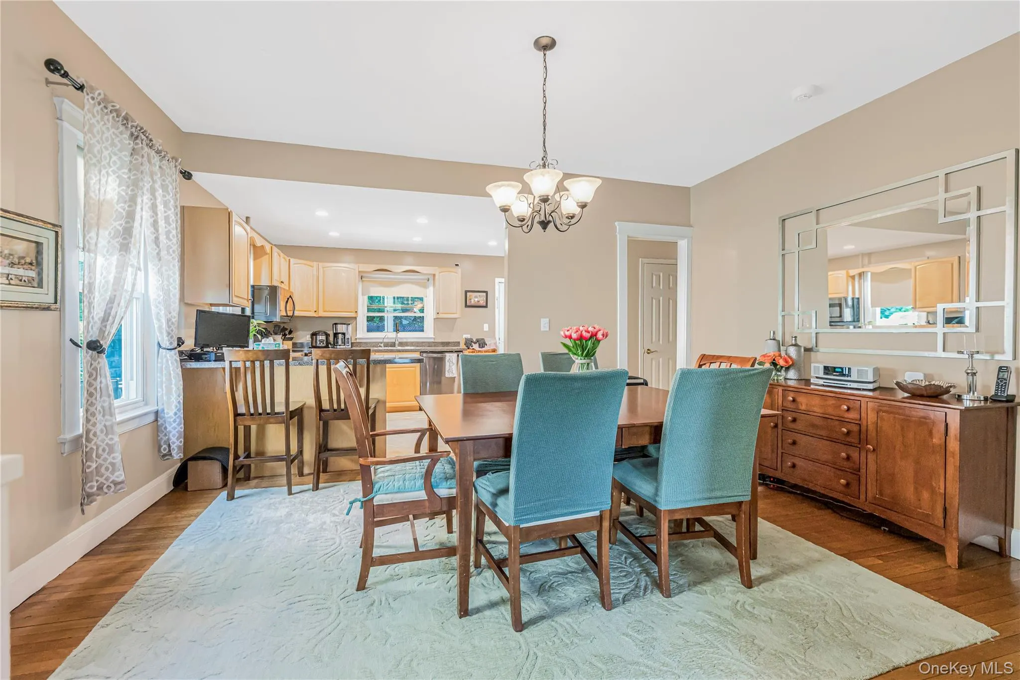 206 Midland Avenue, Eastchester, NY, 3 Bedrooms Bedrooms, 8 Rooms Rooms,1 BathroomBathrooms,Residential,For Rent,Midland,0,1014666 206 Midland Avenue, Eastchester, NY, 3 Bedrooms Bedrooms, 8 Rooms Rooms,1 BathroomBathrooms,Residential,For Rent,Midland,0,1014666