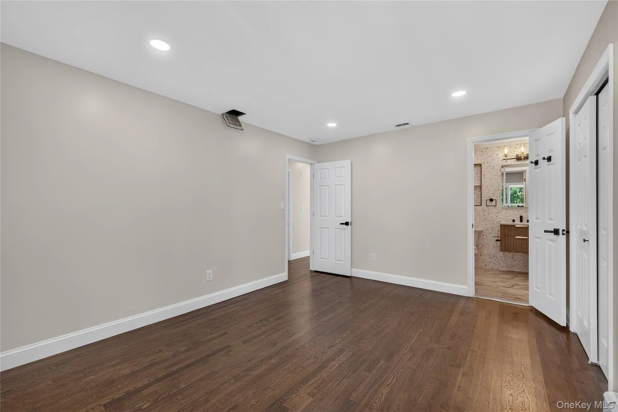 115 Arthur Avenue, Hempstead, NY, 4 Bedrooms Bedrooms, 8 Rooms Rooms,3 BathroomsBathrooms,Residential,For Rent,Arthur,0,1014668 115 Arthur Avenue, Hempstead, NY, 4 Bedrooms Bedrooms, 8 Rooms Rooms,3 BathroomsBathrooms,Residential,For Rent,Arthur,0,1014668