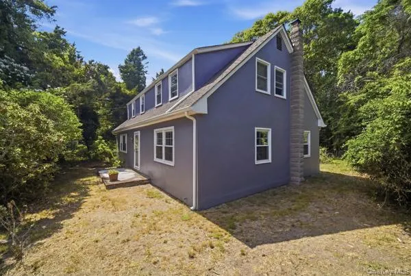 458 N Magee Street, Southampton, New York 11968