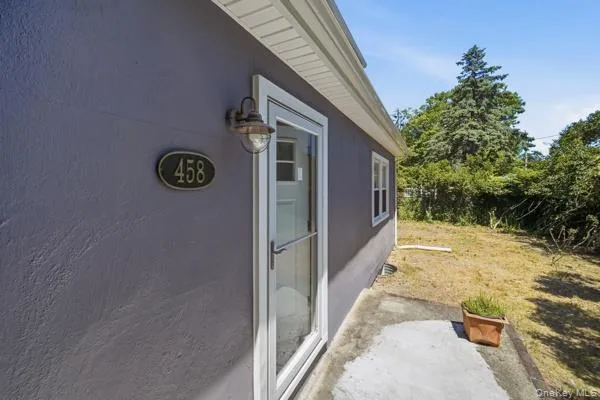 458 N Magee Street, Southampton, New York 11968