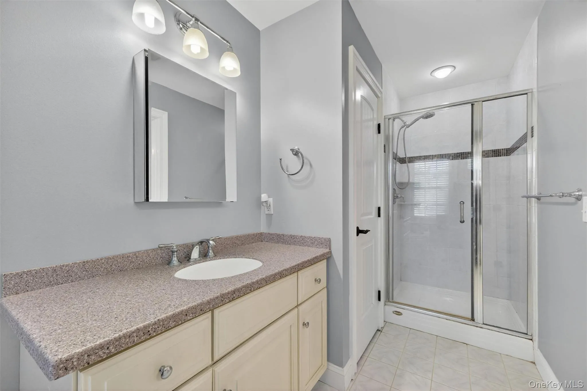 17 Coopers Lane, East Fishkill, NY, 4 Bedrooms Bedrooms, 10 Rooms Rooms,3 BathroomsBathrooms,Residential,For Rent,Coopers,0,1014677 17 Coopers Lane, East Fishkill, NY, 4 Bedrooms Bedrooms, 10 Rooms Rooms,3 BathroomsBathrooms,Residential,For Rent,Coopers,0,1014677