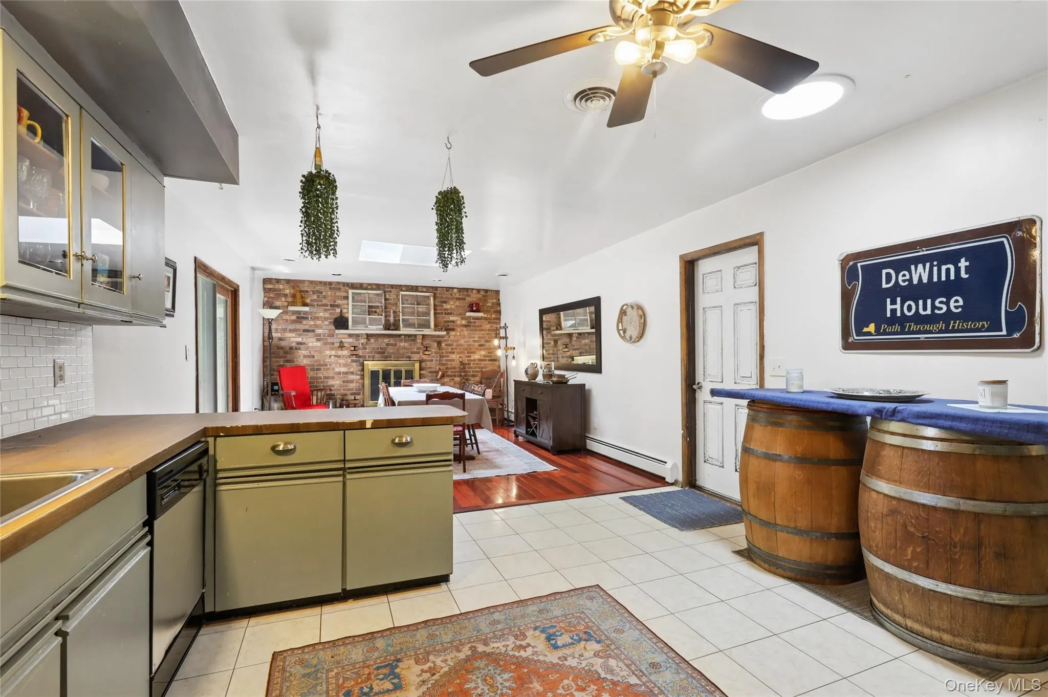 130 Broad Avenue, Orangetown, NY, 3 Bedrooms Bedrooms, 7 Rooms Rooms,2 BathroomsBathrooms,Residential,For Rent,Broad,0,1014681 130 Broad Avenue, Orangetown, NY, 3 Bedrooms Bedrooms, 7 Rooms Rooms,2 BathroomsBathrooms,Residential,For Rent,Broad,0,1014681