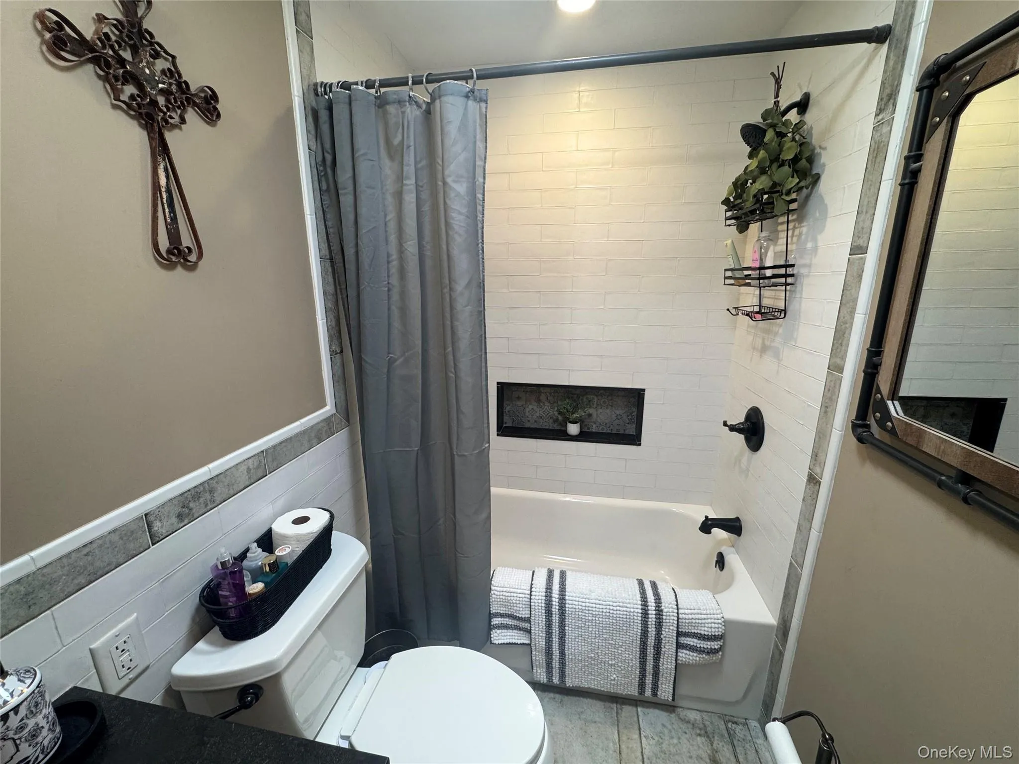 130 Broad Avenue, Orangetown, NY, 3 Bedrooms Bedrooms, 7 Rooms Rooms,2 BathroomsBathrooms,Residential,For Rent,Broad,0,1014681 130 Broad Avenue, Orangetown, NY, 3 Bedrooms Bedrooms, 7 Rooms Rooms,2 BathroomsBathrooms,Residential,For Rent,Broad,0,1014681