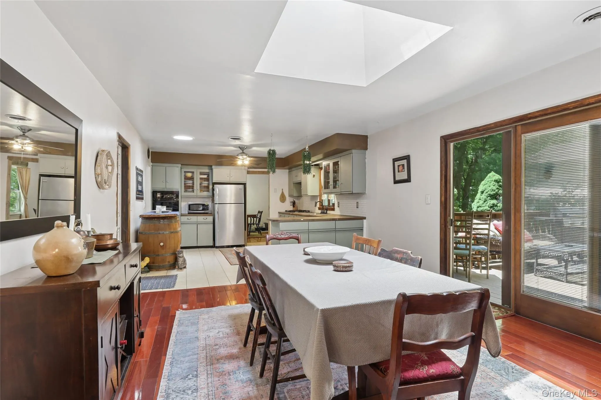 130 Broad Avenue, Orangetown, NY, 3 Bedrooms Bedrooms, 7 Rooms Rooms,2 BathroomsBathrooms,Residential,For Rent,Broad,0,1014681 130 Broad Avenue, Orangetown, NY, 3 Bedrooms Bedrooms, 7 Rooms Rooms,2 BathroomsBathrooms,Residential,For Rent,Broad,0,1014681