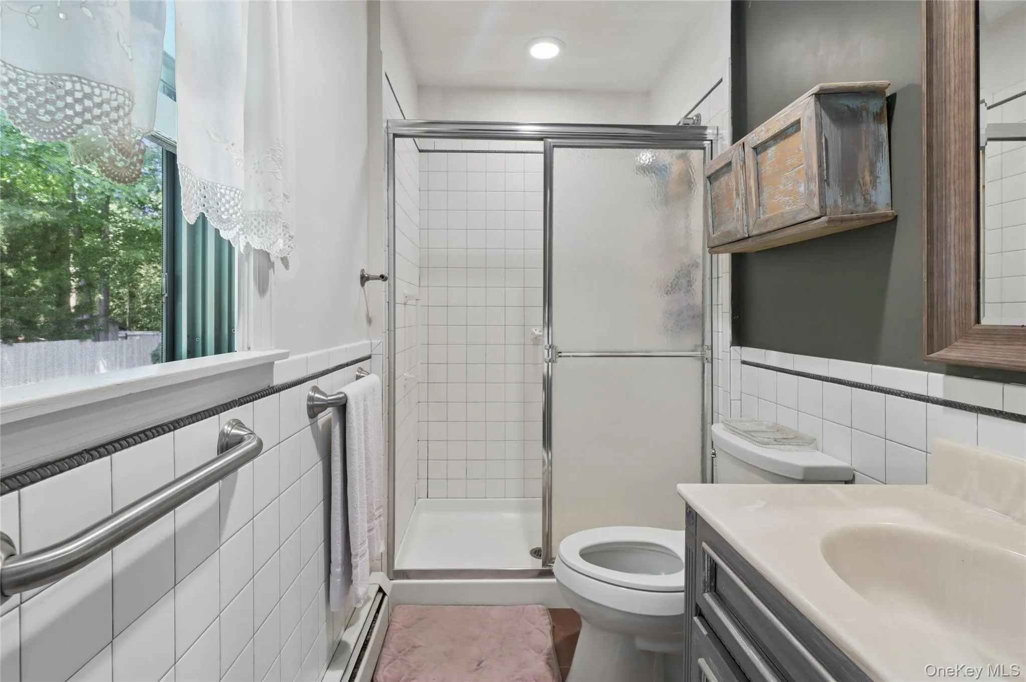 130 Broad Avenue, Orangetown, NY, 3 Bedrooms Bedrooms, 7 Rooms Rooms,2 BathroomsBathrooms,Residential,For Rent,Broad,0,1014681 130 Broad Avenue, Orangetown, NY, 3 Bedrooms Bedrooms, 7 Rooms Rooms,2 BathroomsBathrooms,Residential,For Rent,Broad,0,1014681