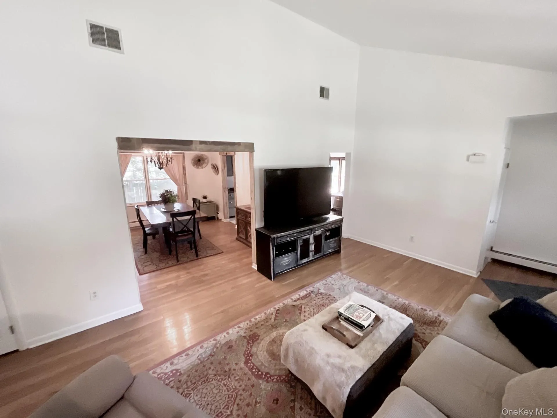 130 Broad Avenue, Orangetown, NY, 3 Bedrooms Bedrooms, 7 Rooms Rooms,2 BathroomsBathrooms,Residential,For Rent,Broad,0,1014681 130 Broad Avenue, Orangetown, NY, 3 Bedrooms Bedrooms, 7 Rooms Rooms,2 BathroomsBathrooms,Residential,For Rent,Broad,0,1014681
