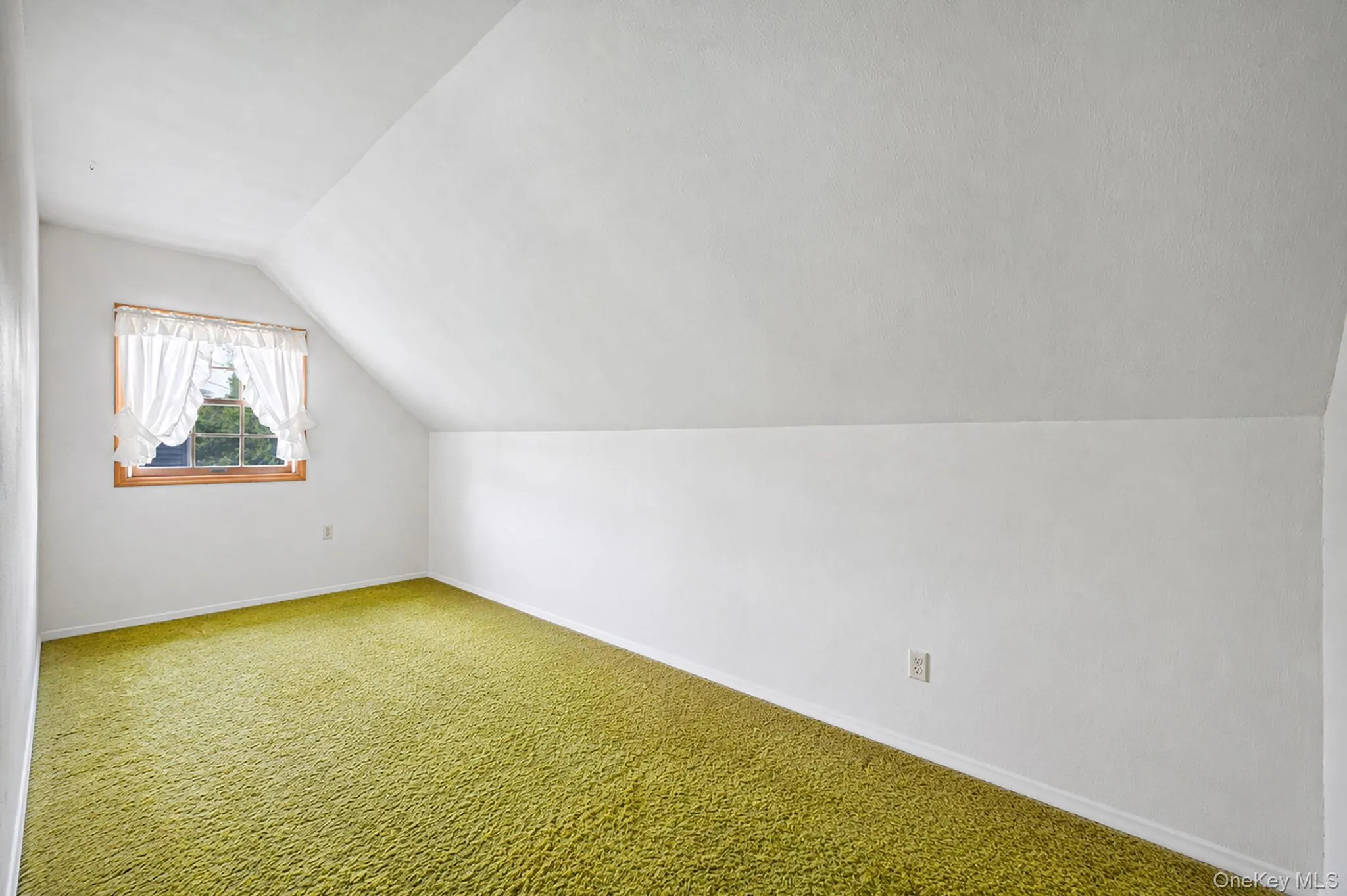 10 Flock Lane, Hempstead, NY, 3 Bedrooms Bedrooms, 7 Rooms Rooms,1 BathroomBathrooms,Residential,For Rent,Flock,0,1014683 10 Flock Lane, Hempstead, NY, 3 Bedrooms Bedrooms, 7 Rooms Rooms,1 BathroomBathrooms,Residential,For Rent,Flock,0,1014683