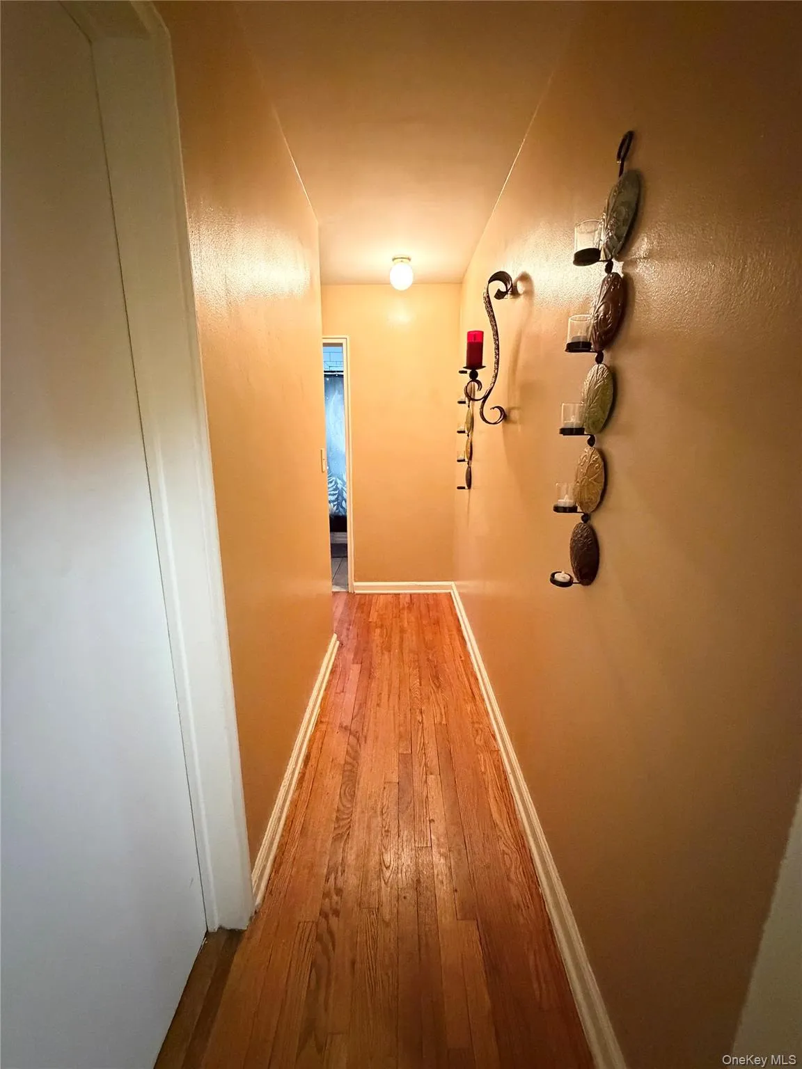 41 Point Street, Yonkers, NY, 2 Bedrooms Bedrooms, 5 Rooms Rooms,1 BathroomBathrooms,Residential,For Rent,Point,0,KEY1014684 41 Point Street, Yonkers, NY, 2 Bedrooms Bedrooms, 5 Rooms Rooms,1 BathroomBathrooms,Residential,For Rent,Point,0,KEY1014684
