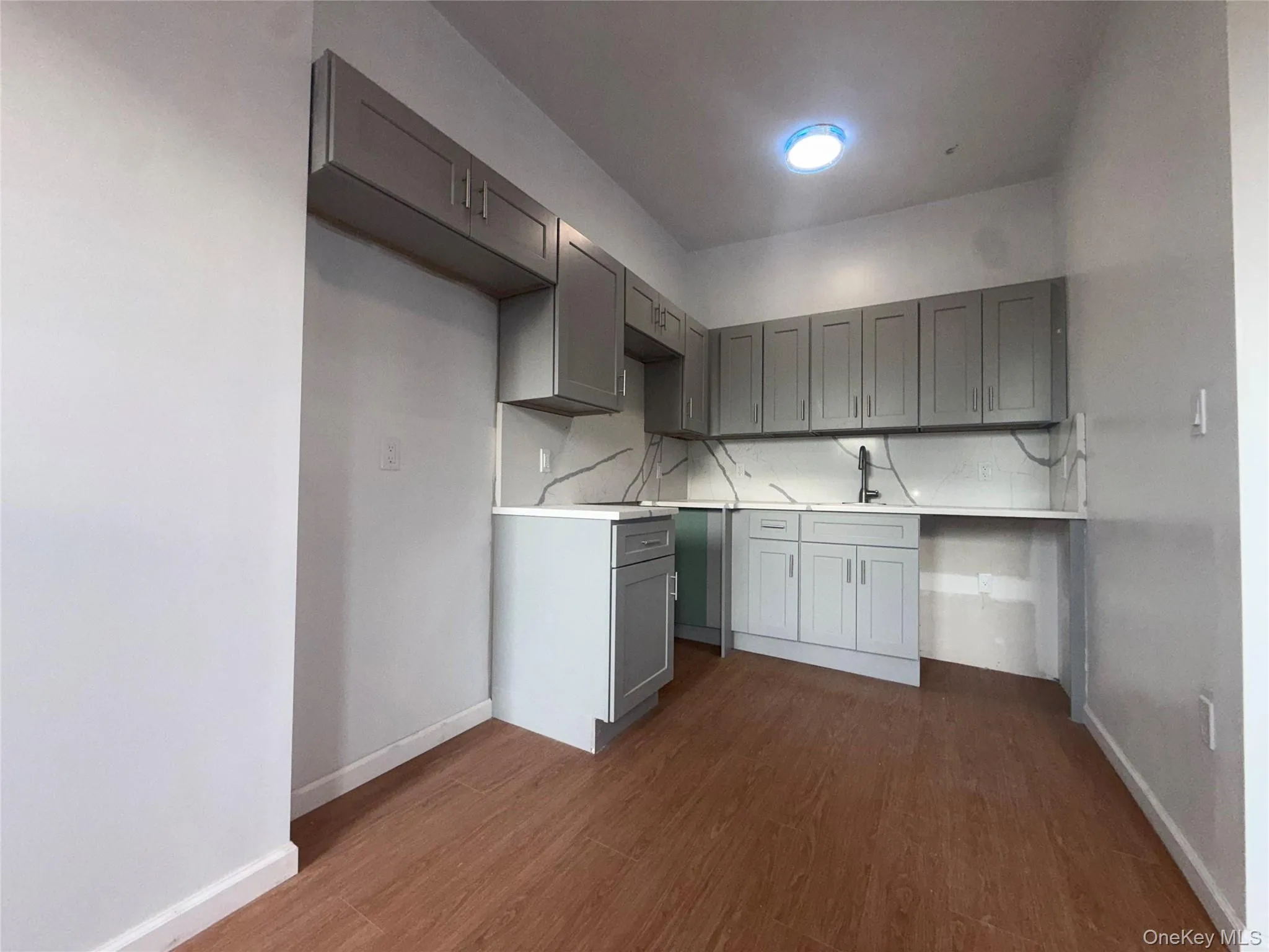 324 Eldert Street, New York, NY, 1 Bedroom Bedrooms, 4 Rooms Rooms,1 BathroomBathrooms,Residential Lease,For Rent,Eldert,0,1014686 324 Eldert Street, New York, NY, 1 Bedroom Bedrooms, 4 Rooms Rooms,1 BathroomBathrooms,Residential Lease,For Rent,Eldert,0,1014686